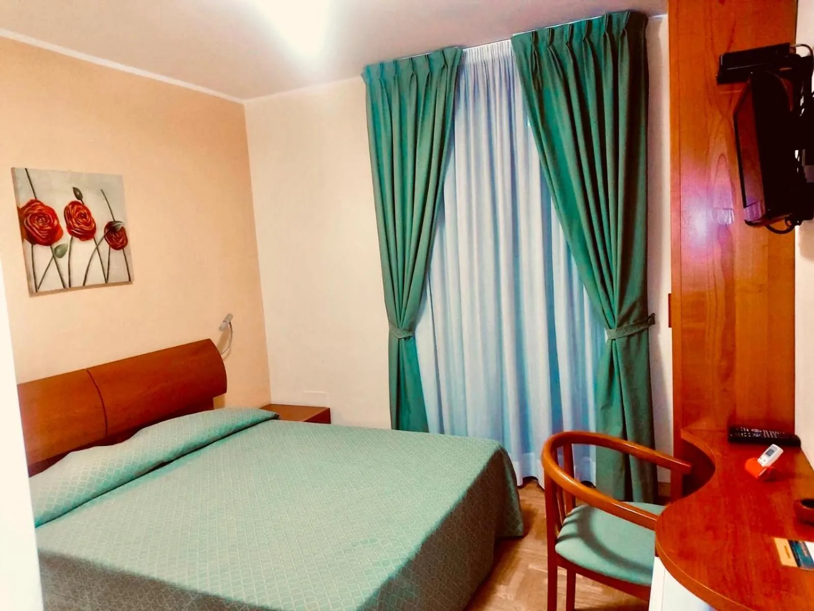 Bedroom, Bed in L'Aurora