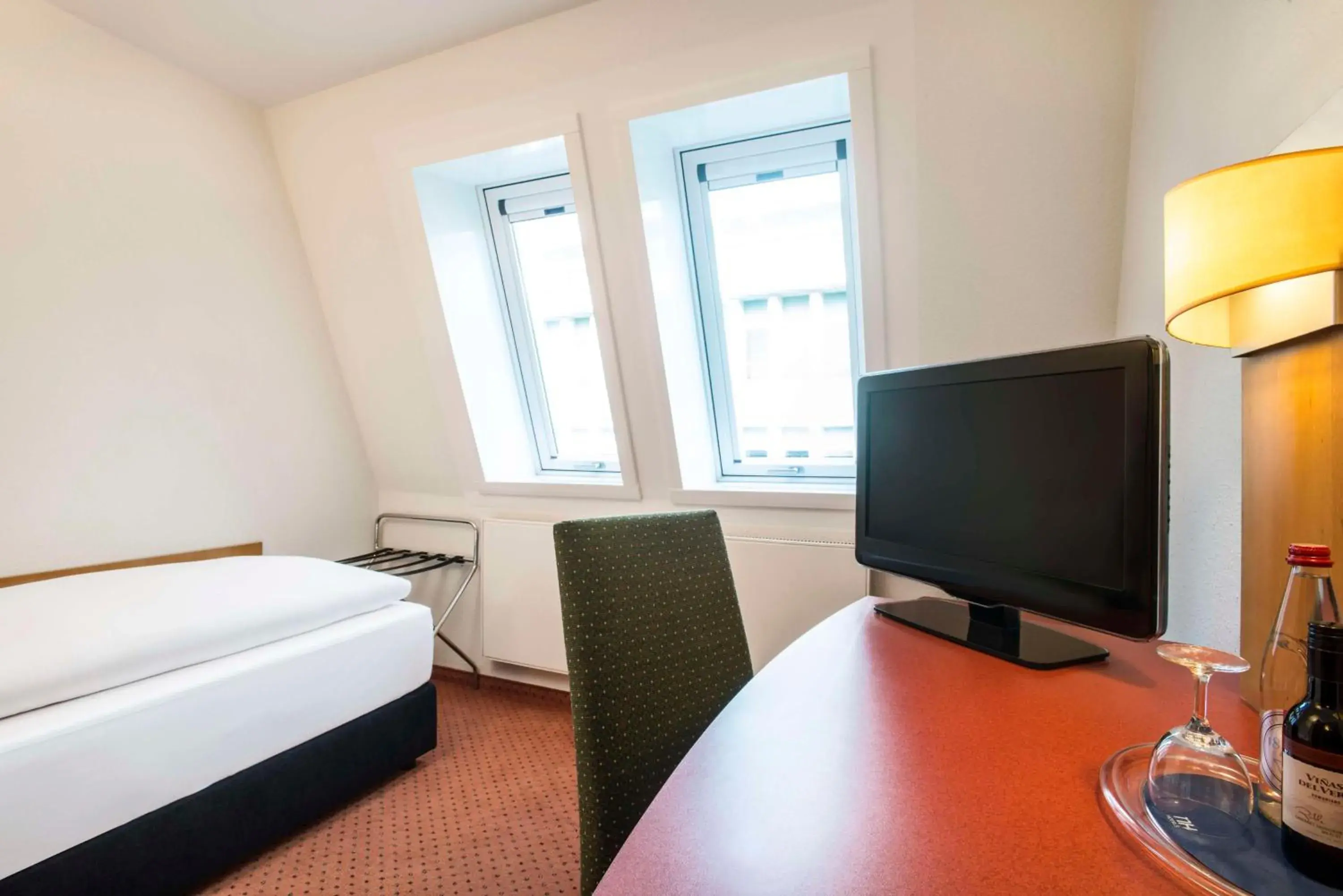 Bedroom, Bed in NH Berlin City Ost Bedroom, Bed in NH Berlin City Ost