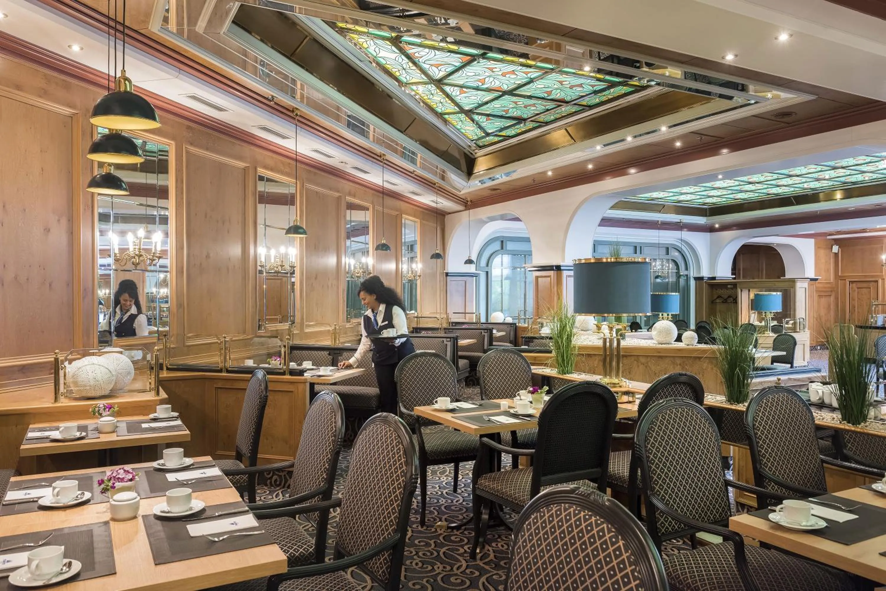 Restaurant/places to eat in Maritim Hotel Bonn