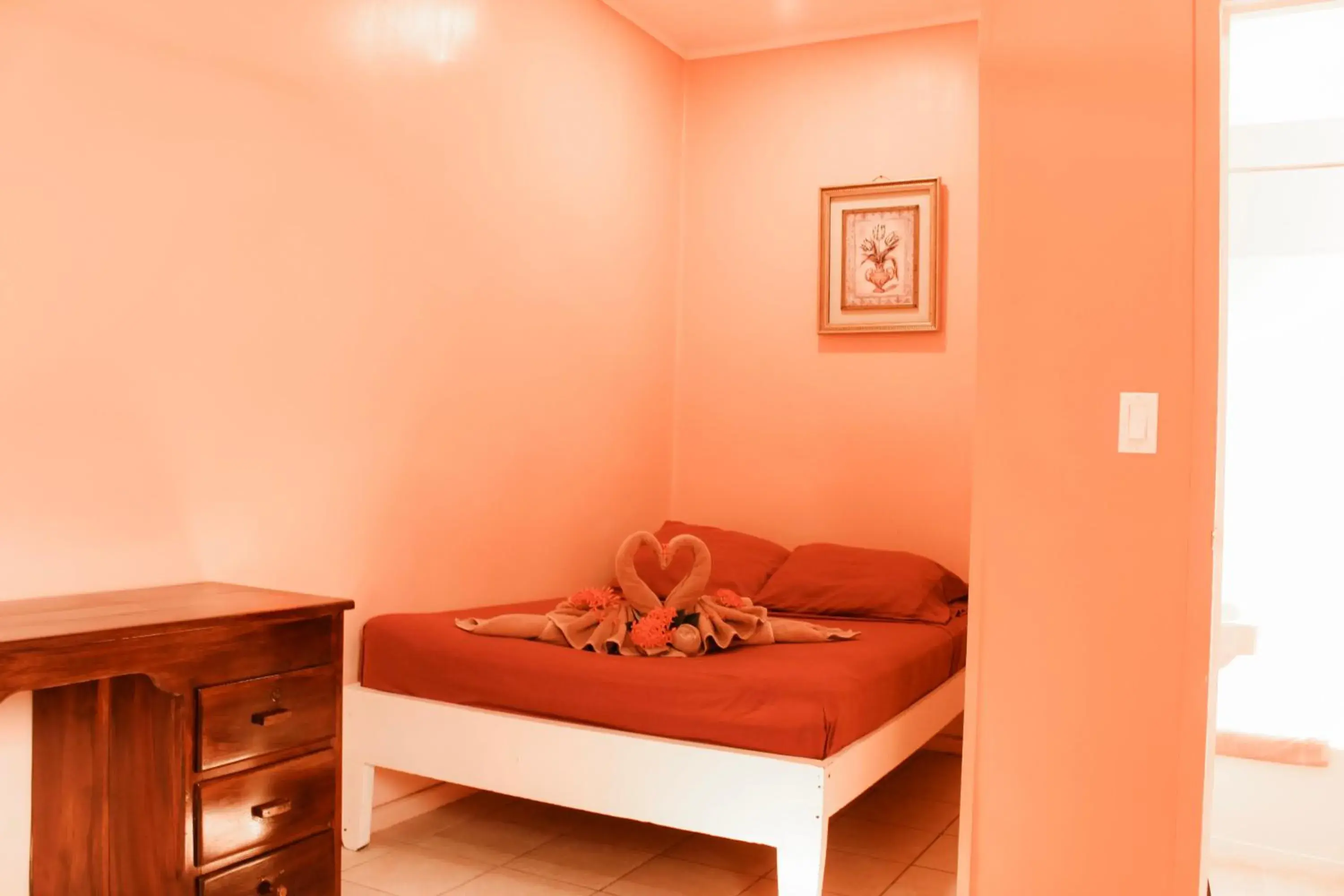 Economy Double or Twin Room in Tropical Paradise Express Economy Double or Twin Room in Tropical Paradise Express