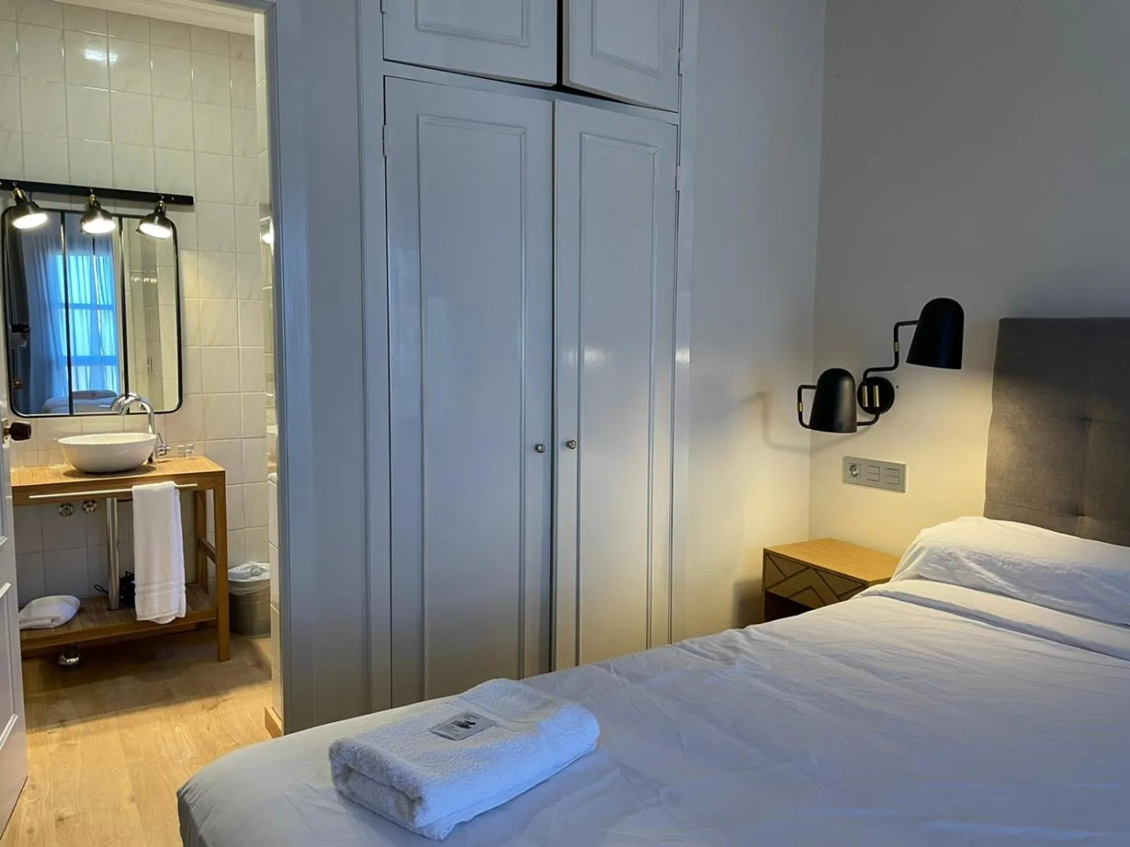 Bed in Hotel San Marcus