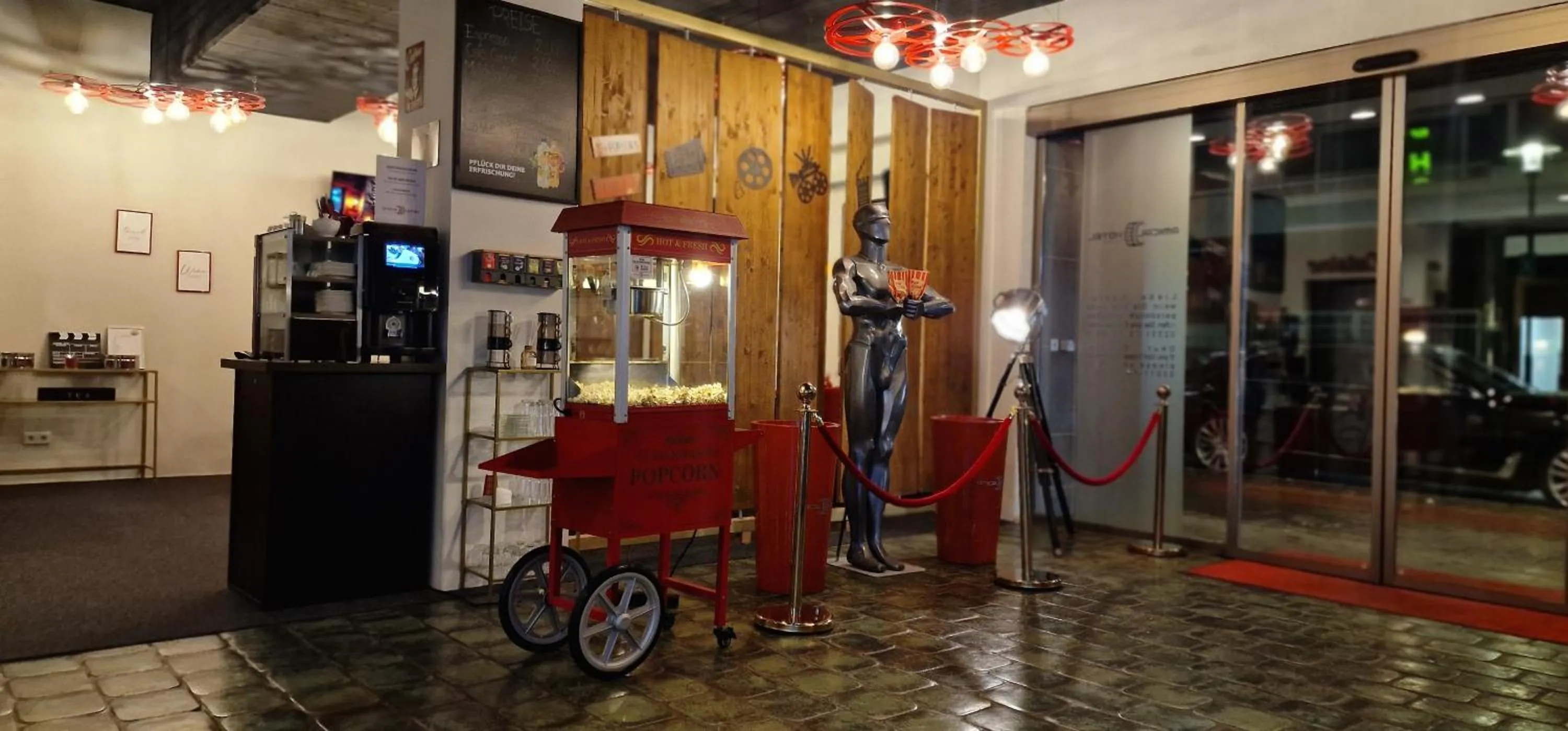 Lobby or reception in Amical Hotel Hagen - Am Hauptbahnhof