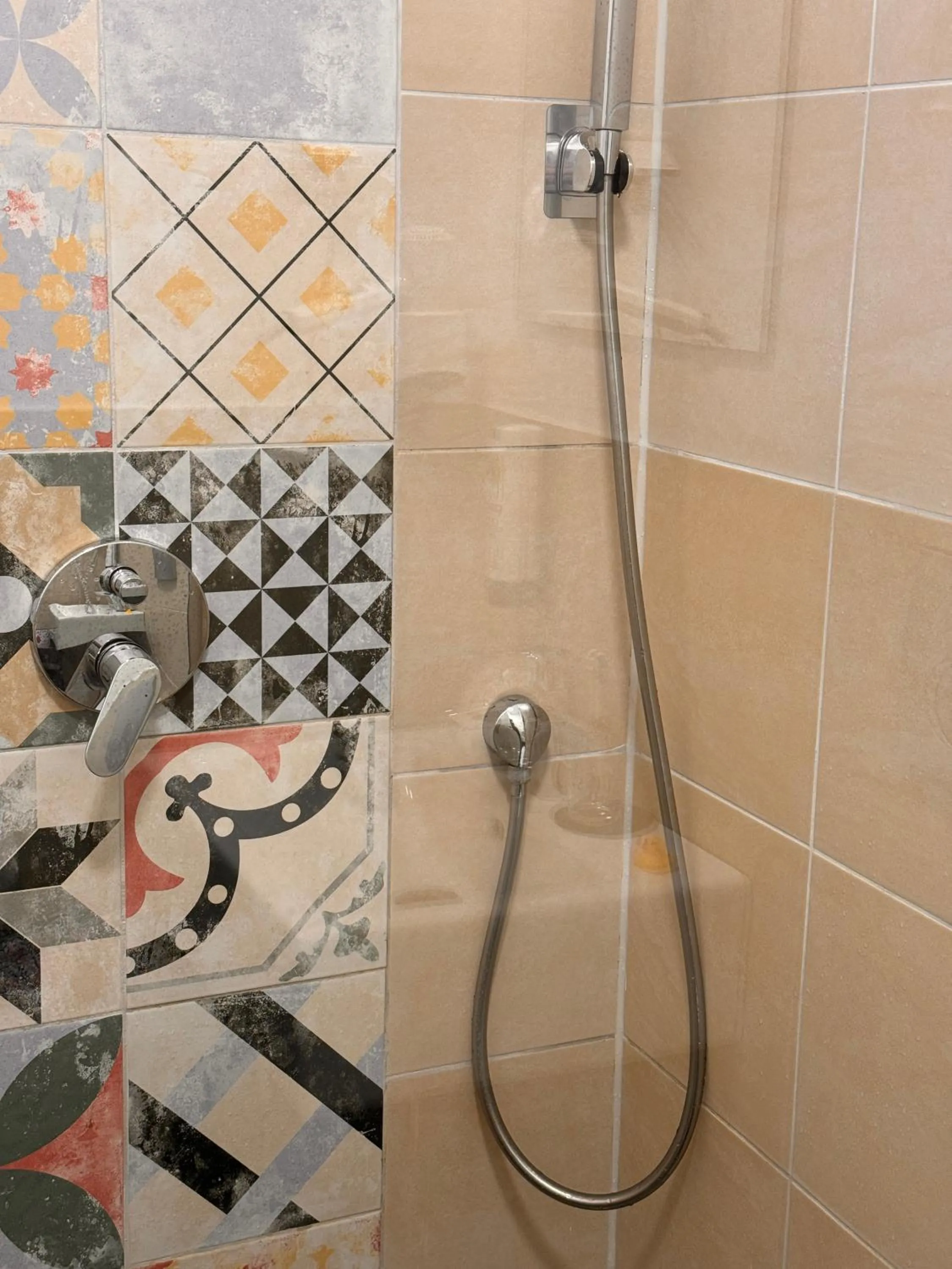 Shower in Amical Hotel Hagen - Am Hauptbahnhof