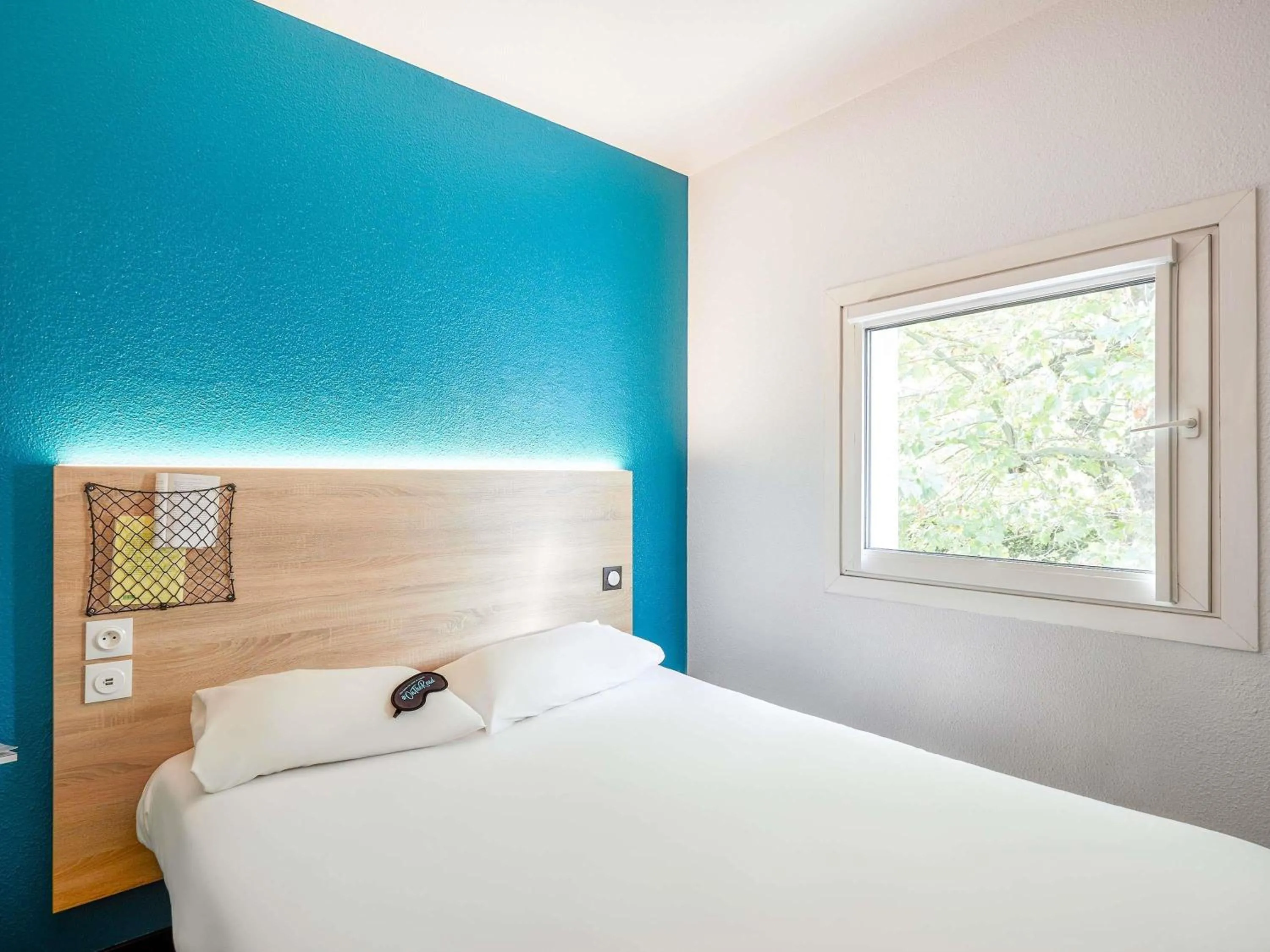 Double Room with Private Bathroom in hotelF1 Epinay sur Orge