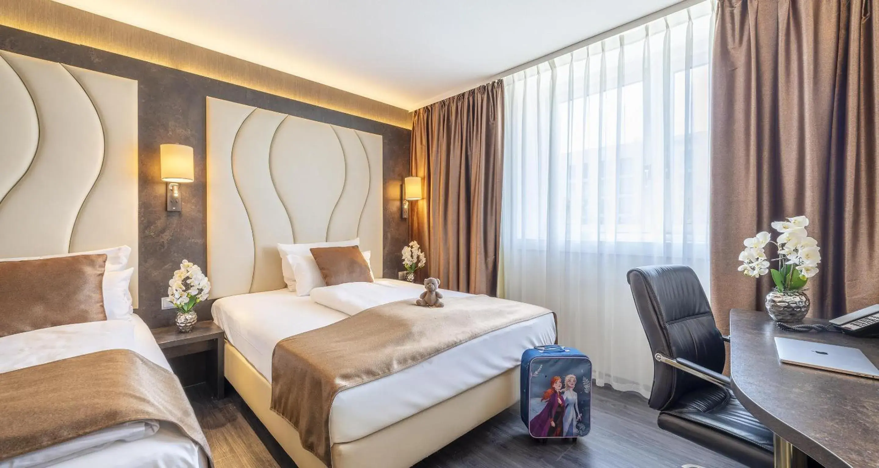 Comfort Queen Room with Two Queen beds - single occupancy in Best Western Plus Plaza Hotel Darmstadt Comfort Queen Room with Two Queen beds - single occupancy in Best Western Plus Plaza Hotel Darmstadt