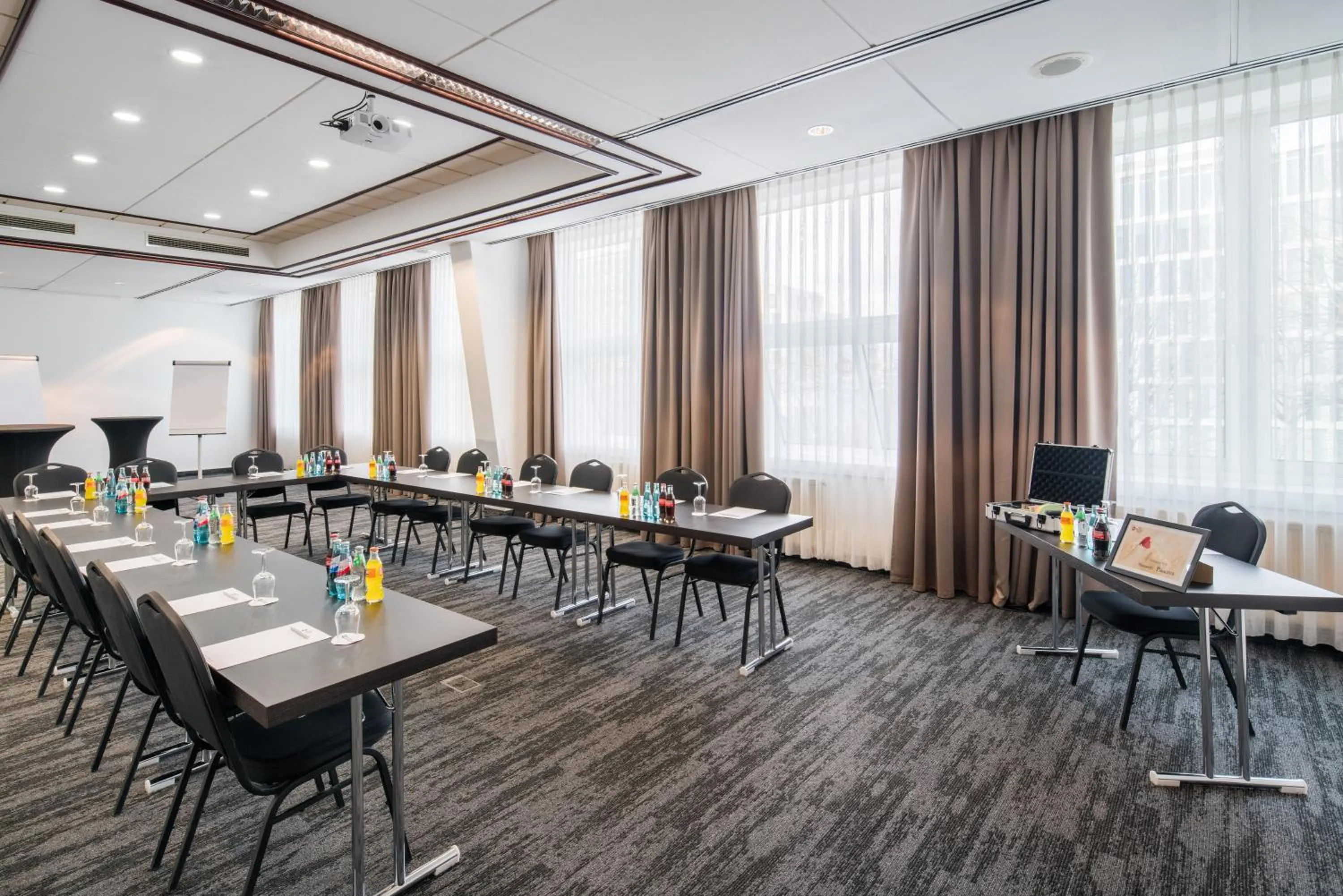 Business facilities in Best Western Plus Plaza Hotel Darmstadt