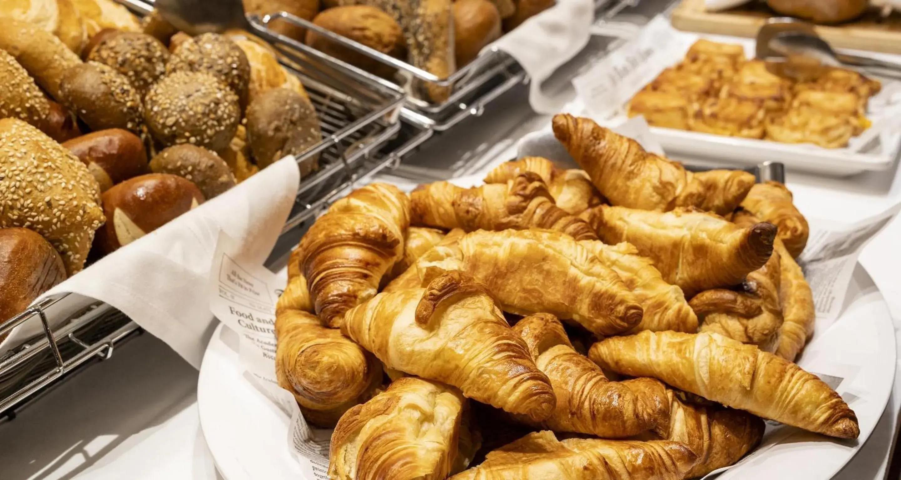 Food and drinks in Best Western Plus Plaza Hotel Darmstadt Food and drinks in Best Western Plus Plaza Hotel Darmstadt