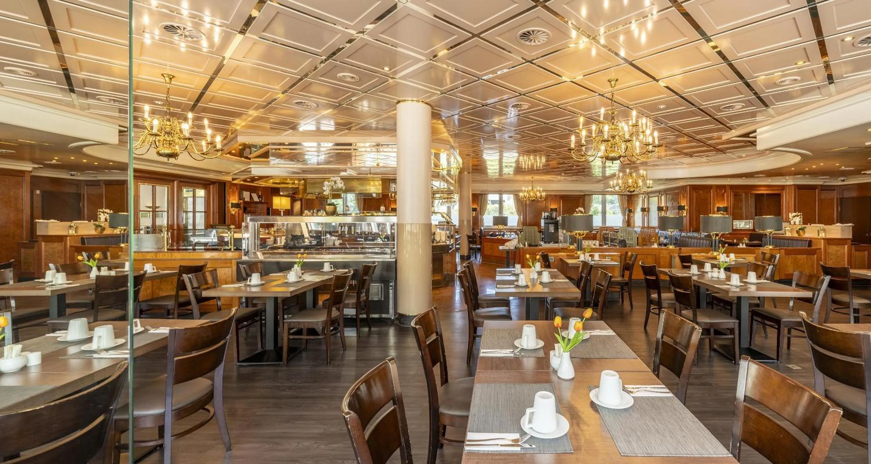 Breakfast in Best Western Plus Plaza Hotel Darmstadt