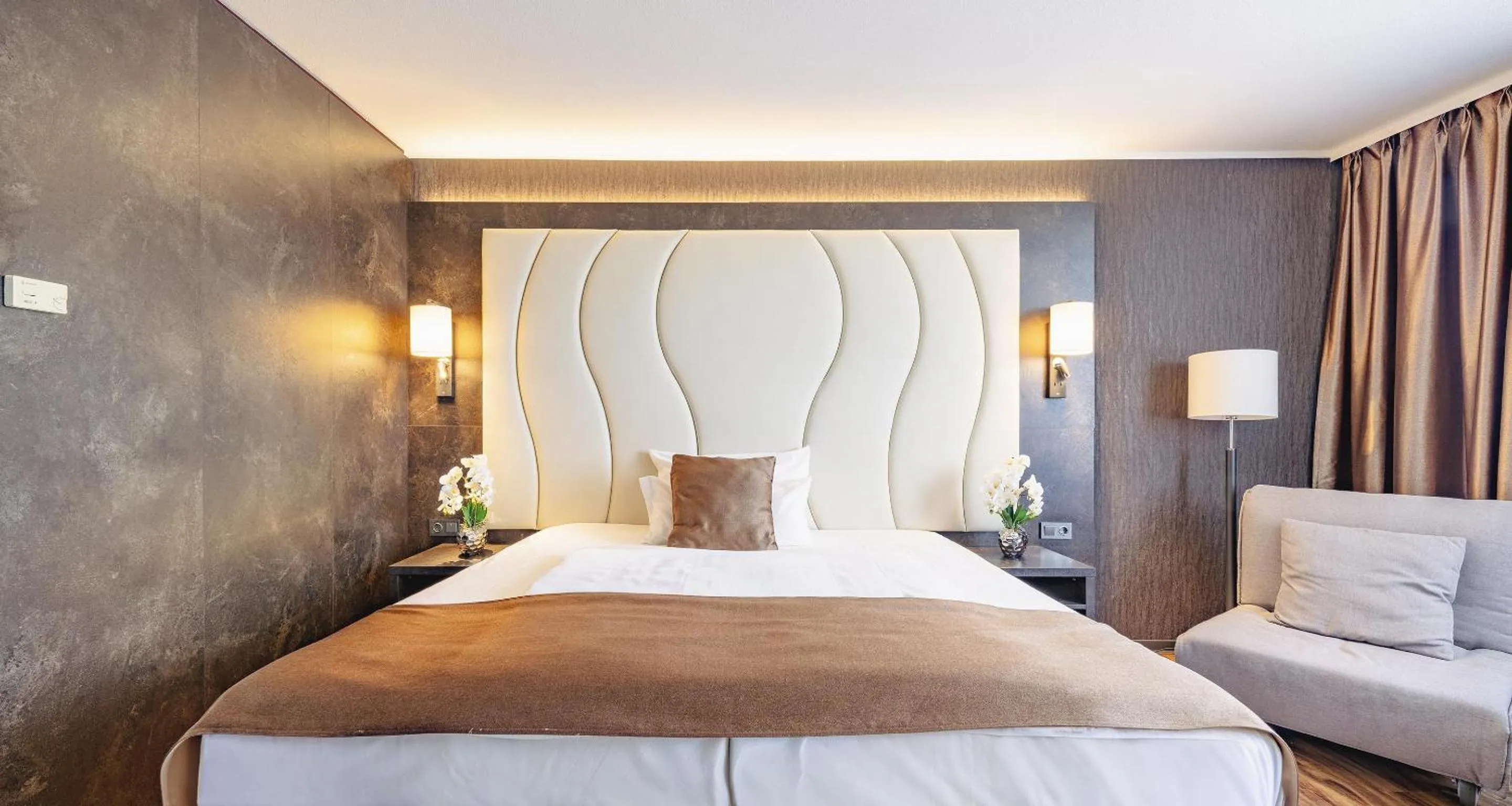 Bedroom, Bed in Best Western Plus Plaza Hotel Darmstadt