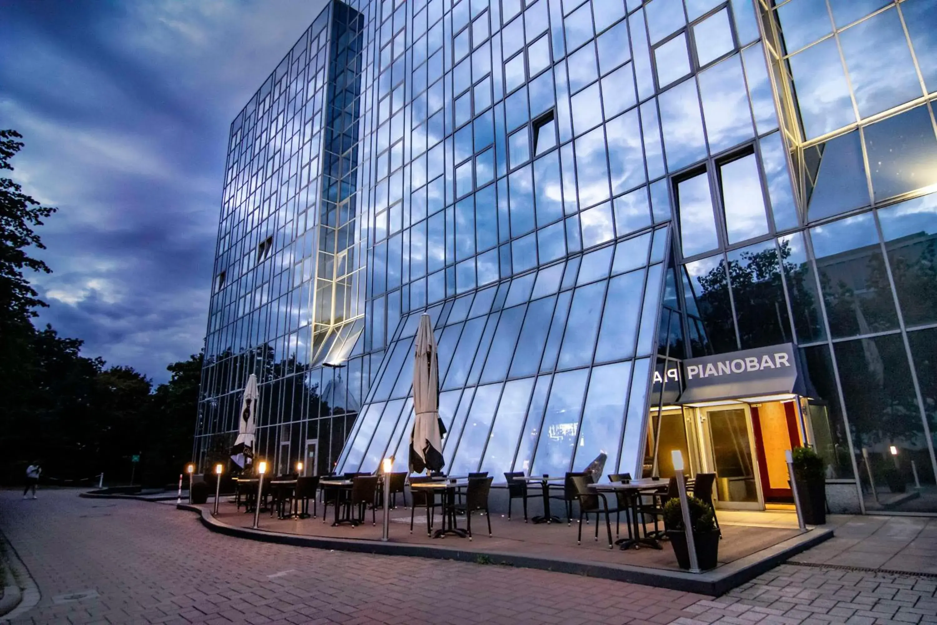 Property building in Best Western Plus Plaza Hotel Darmstadt Property building in Best Western Plus Plaza Hotel Darmstadt