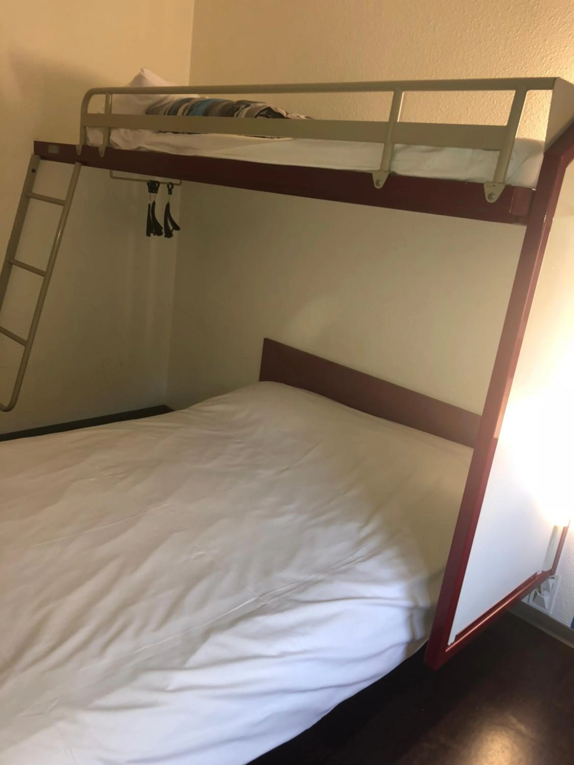 bunk bed, Bed in hotelF1 Saverne Monswiller