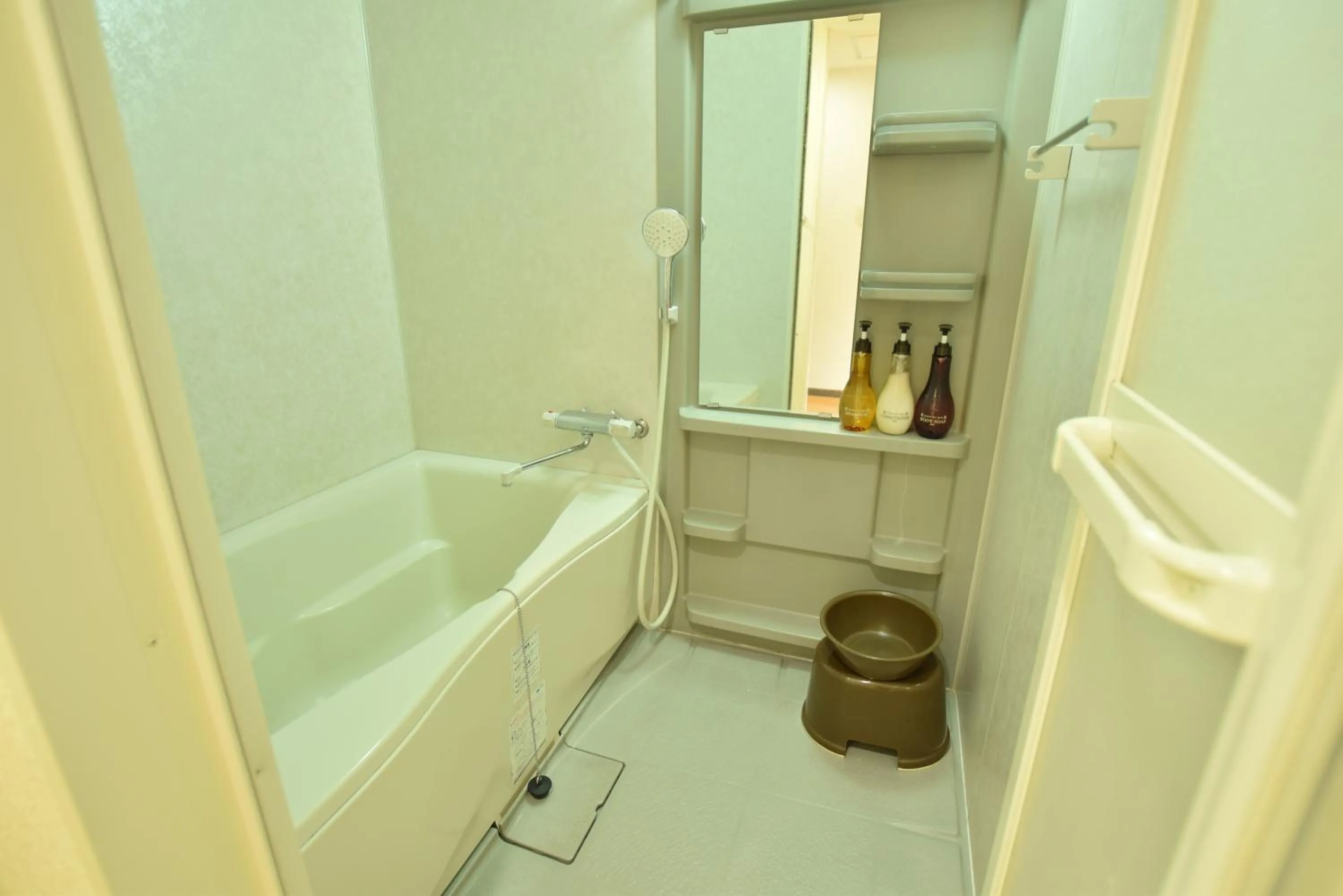 Bathroom in Luft Uehonmachi 501