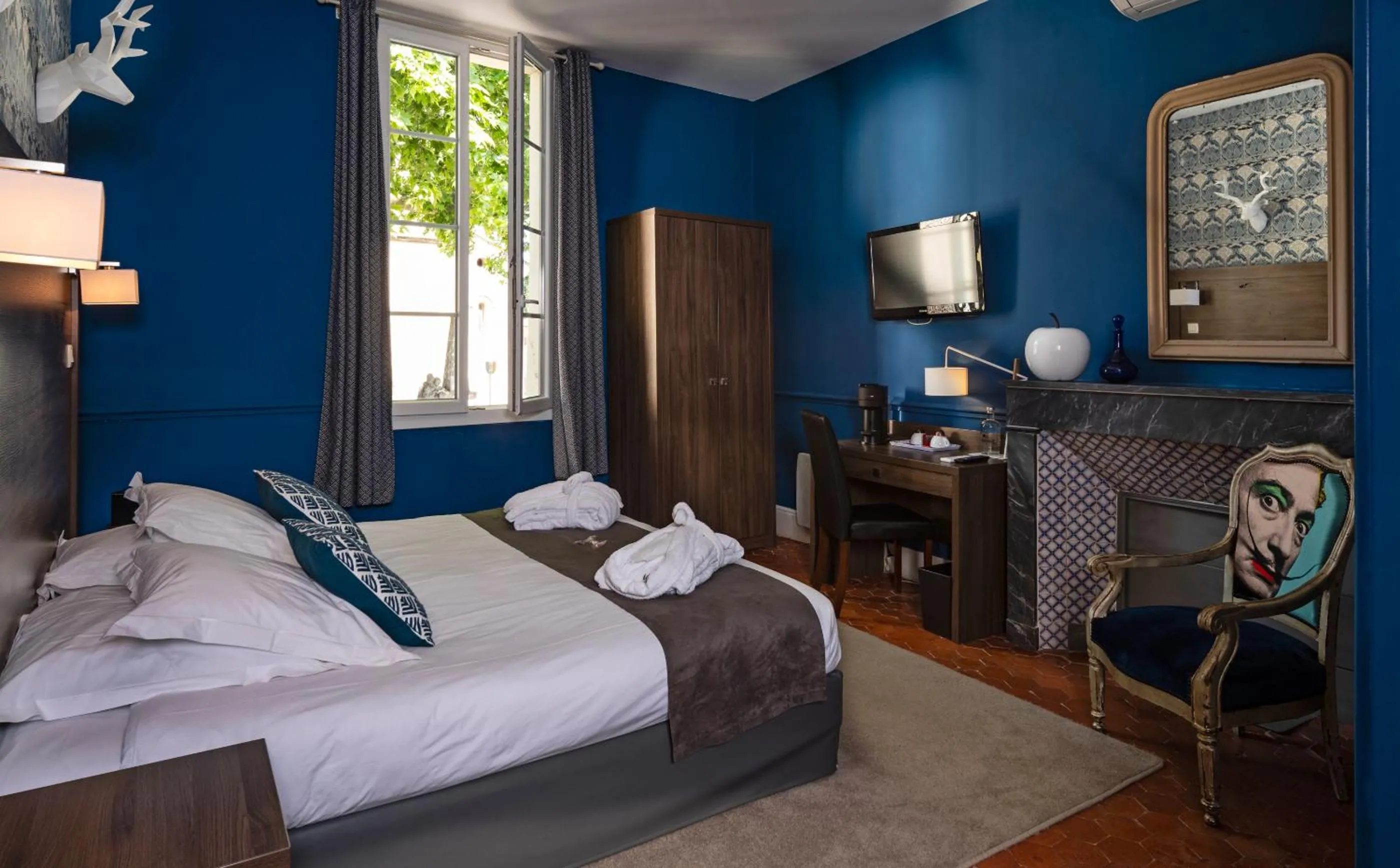 Bed in Hôtel LA MARGELLE