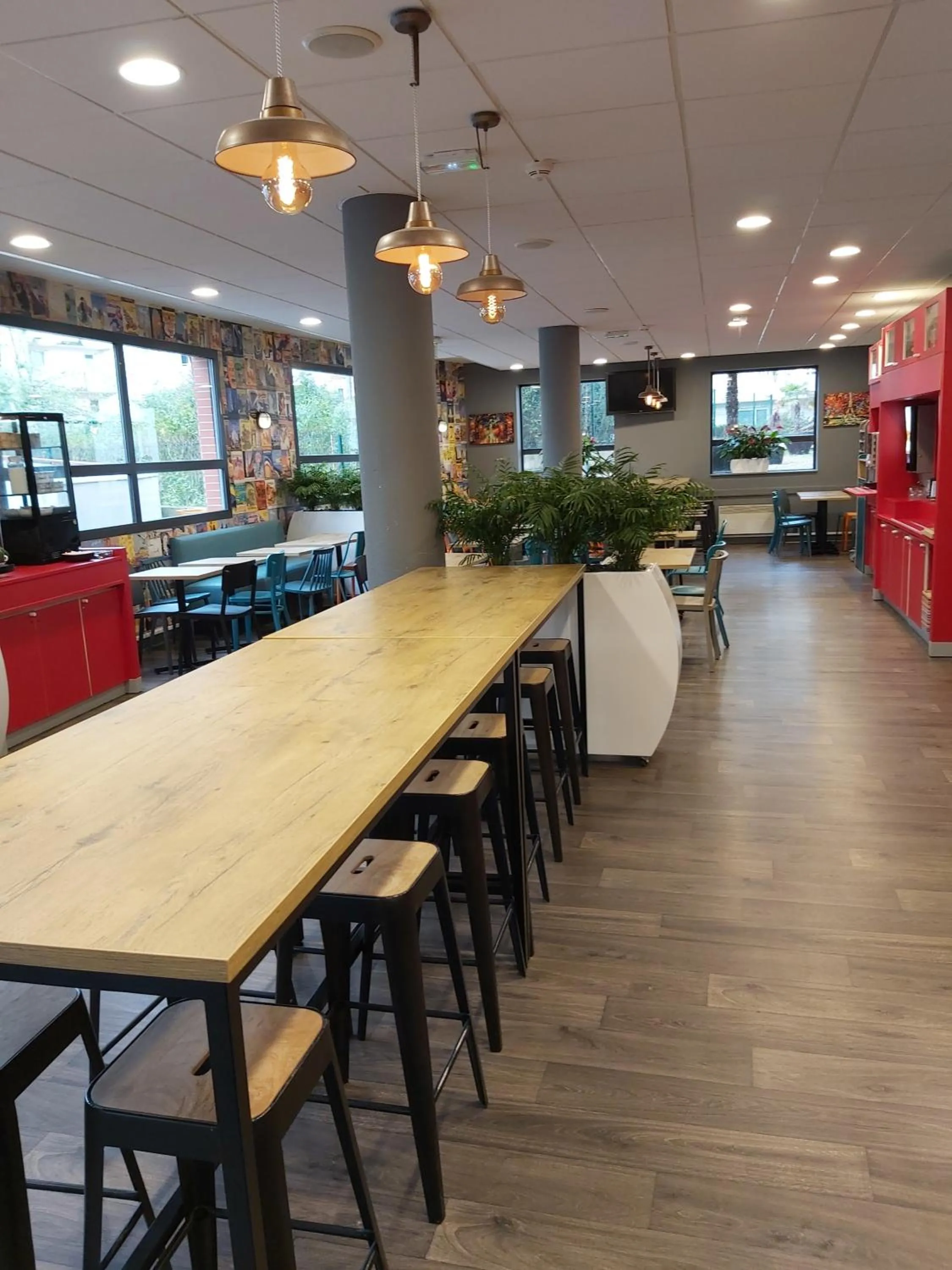 Restaurant/places to eat in hotelF1 Paris Porte de Montreuil