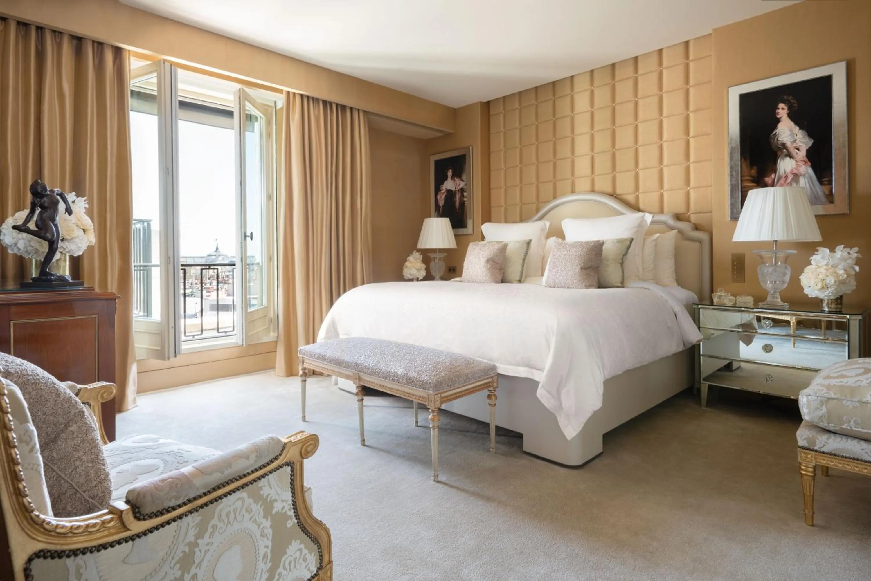 Bed in Four Seasons Hotel George V Paris