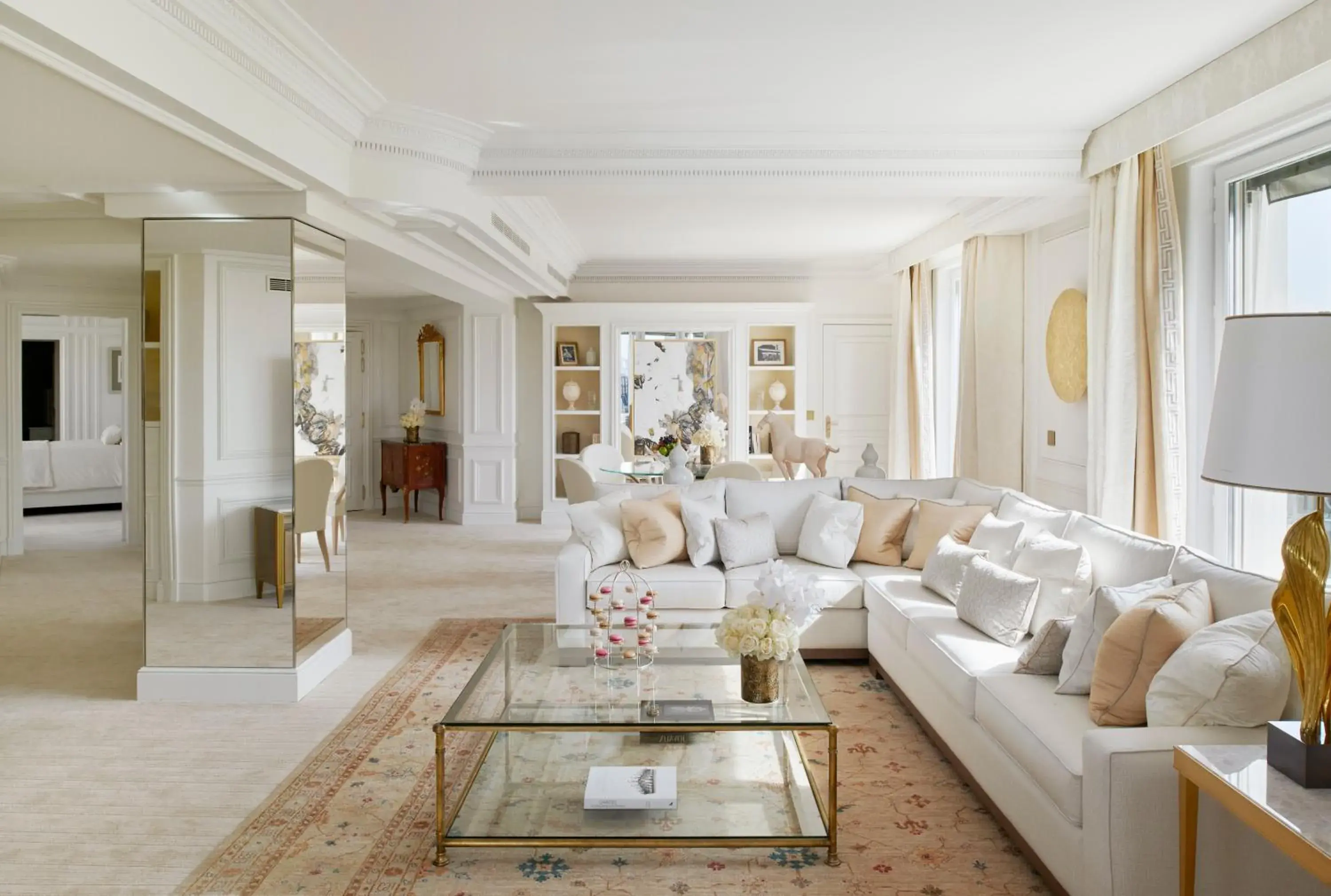 Living room in Four Seasons Hotel George V Paris Living room in Four Seasons Hotel George V Paris