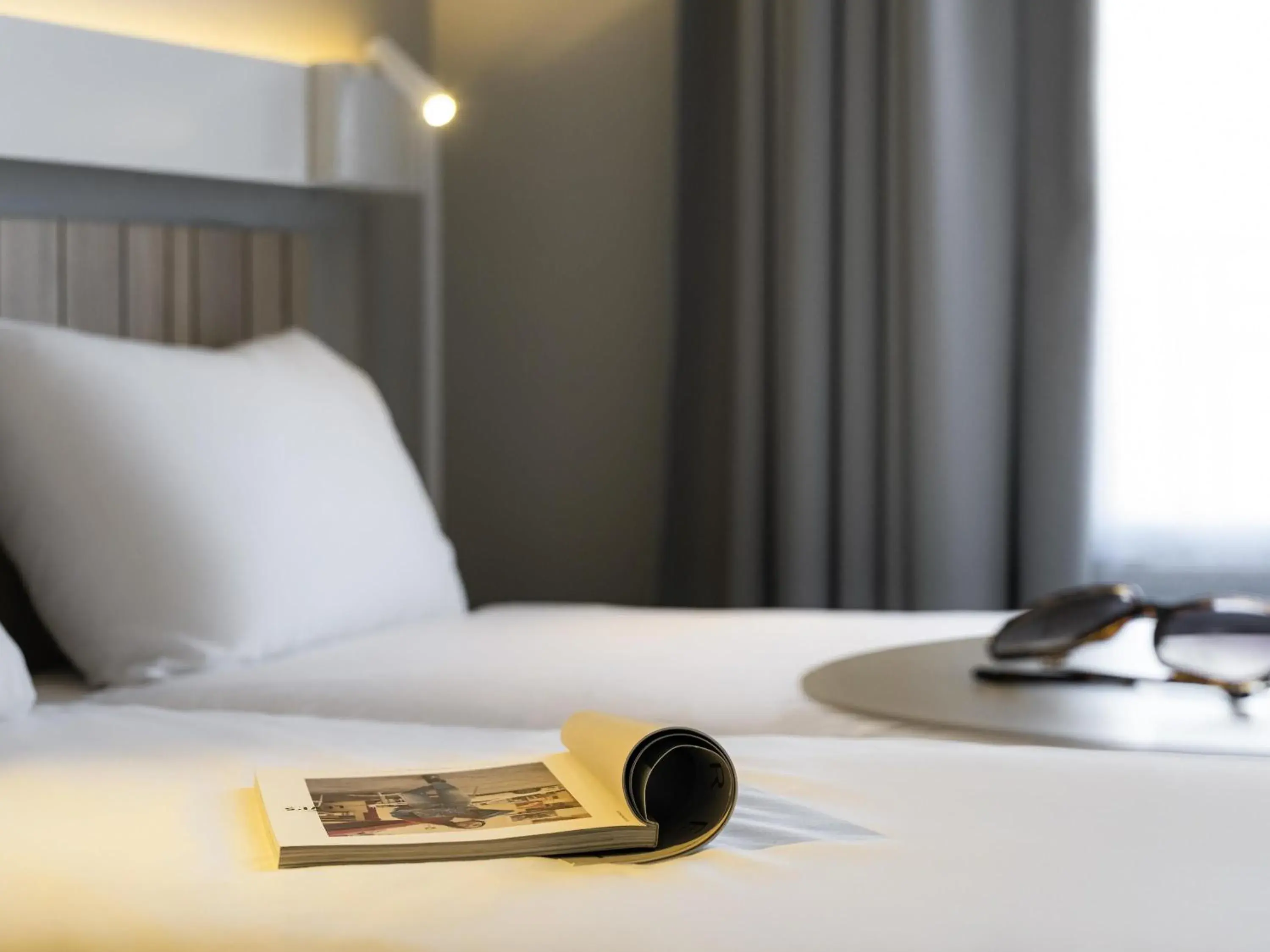 Bedroom, Bed in ibis Paris Gare De L Est 10ème Bedroom, Bed in ibis Paris Gare De L Est 10ème