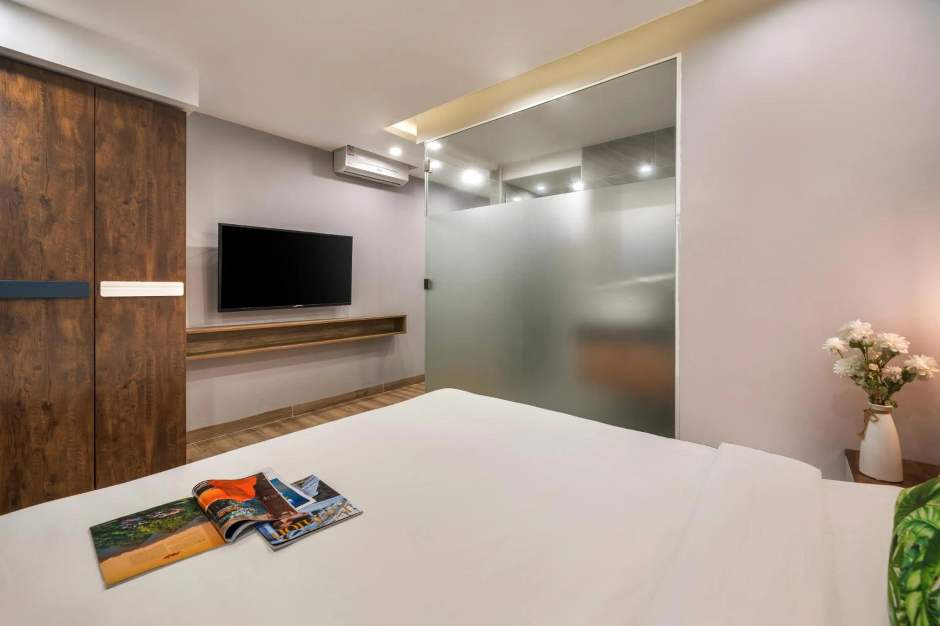 Bedroom, Bed in Mons Boutique Hotel & Apartment