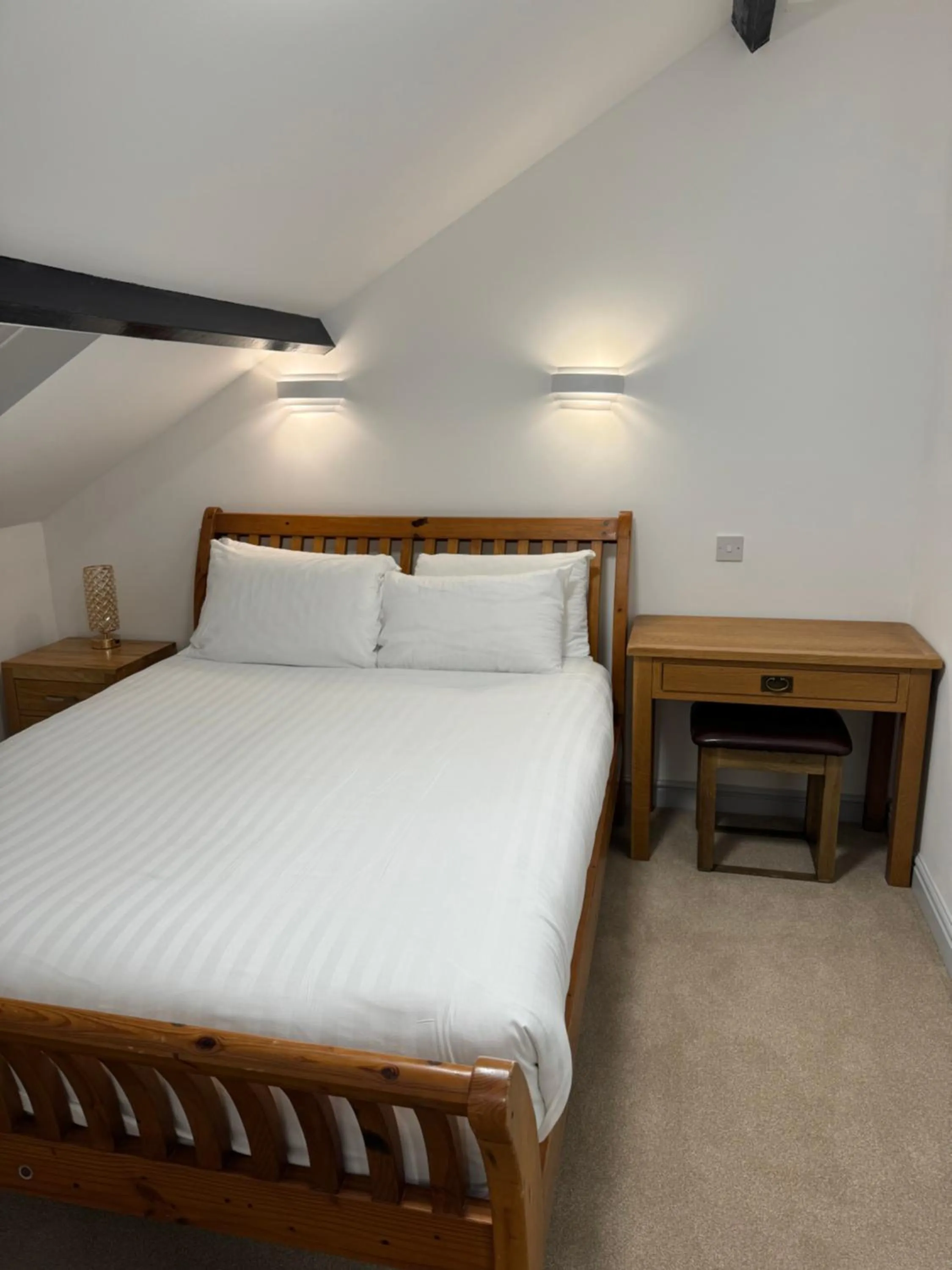 Bed in The Radnorshire Arms Hotel