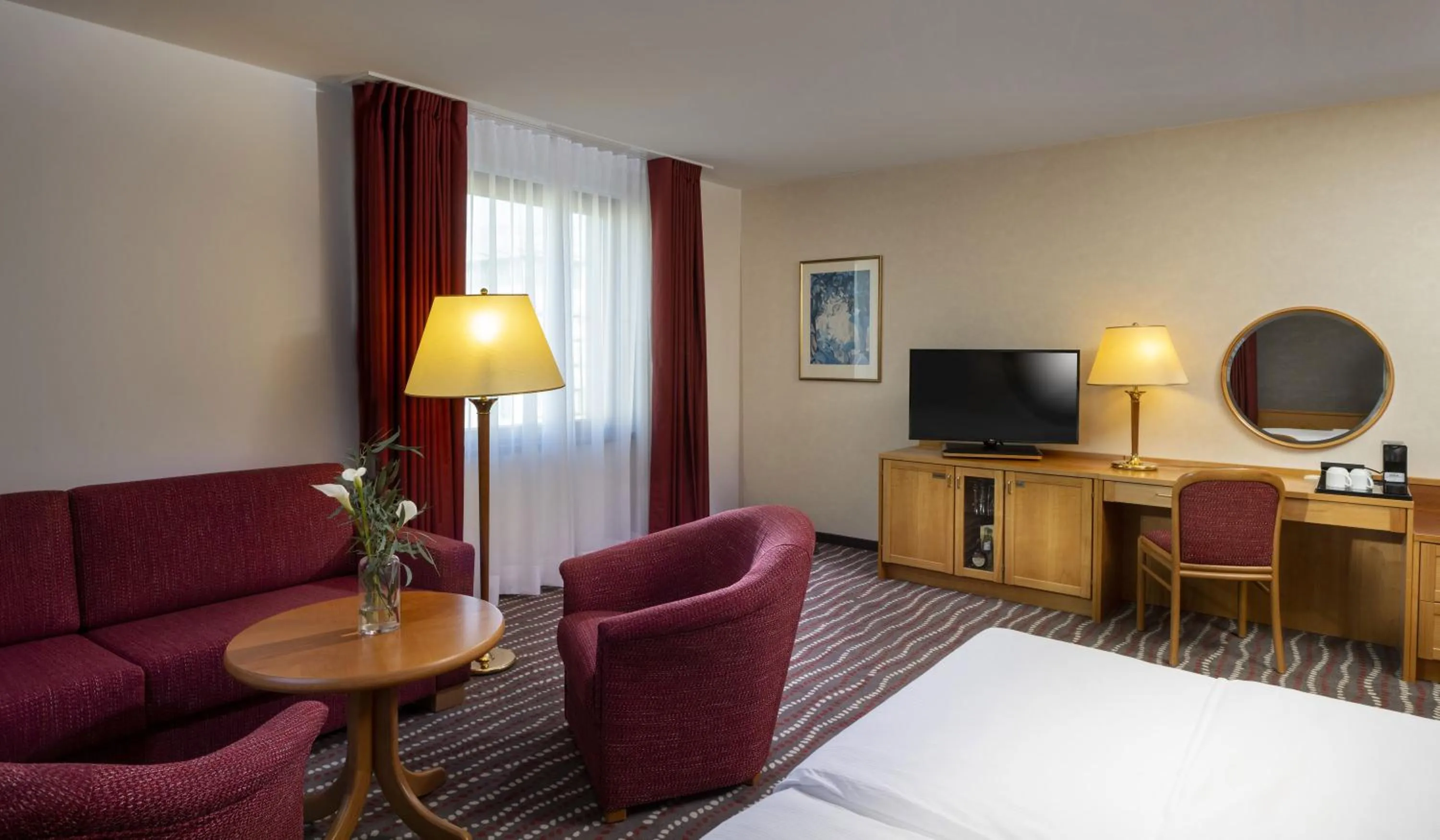 Photo of the whole room, Bed in Maritim Hotel Magdeburg