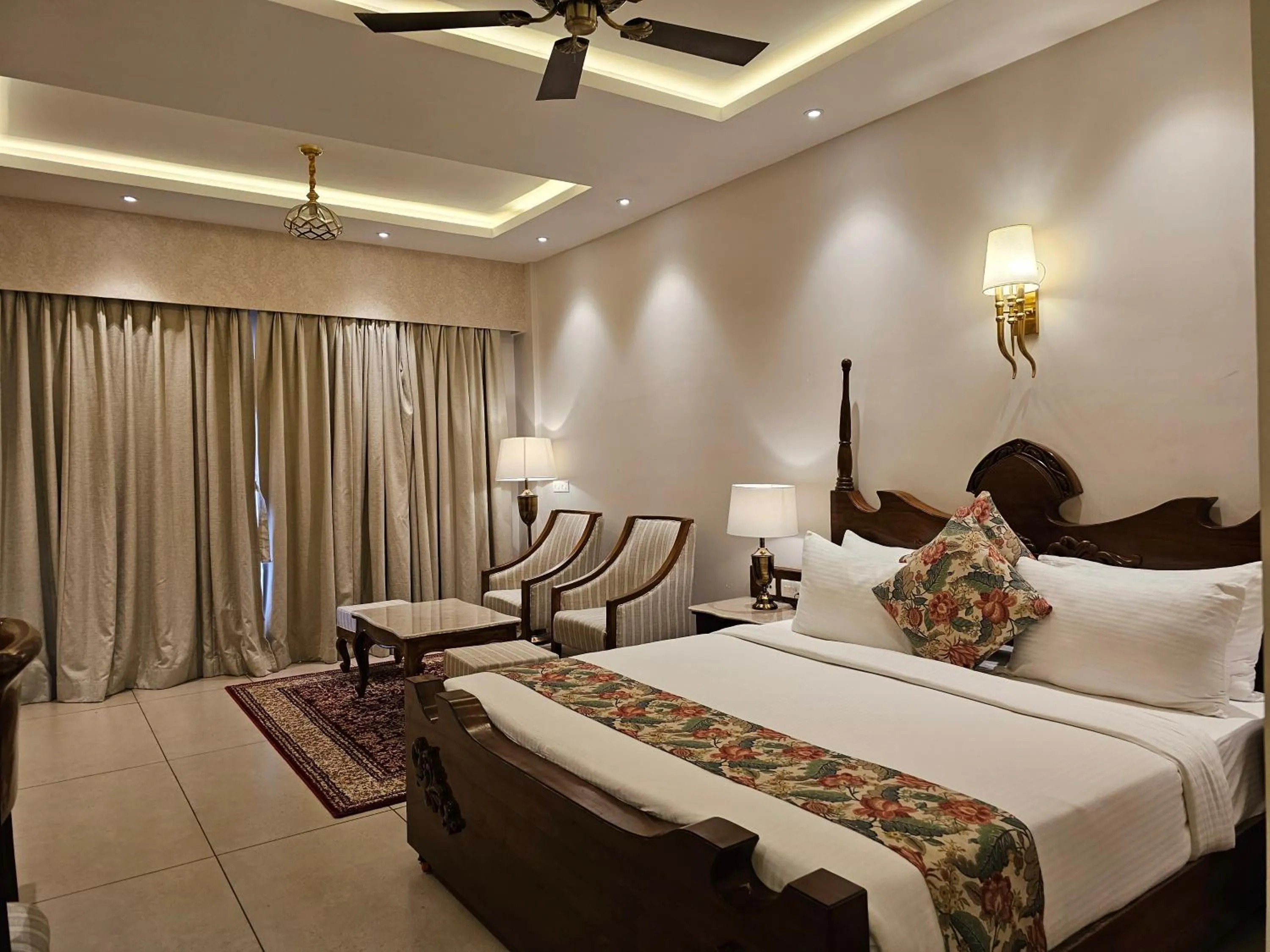 The creek boutique resort & spa