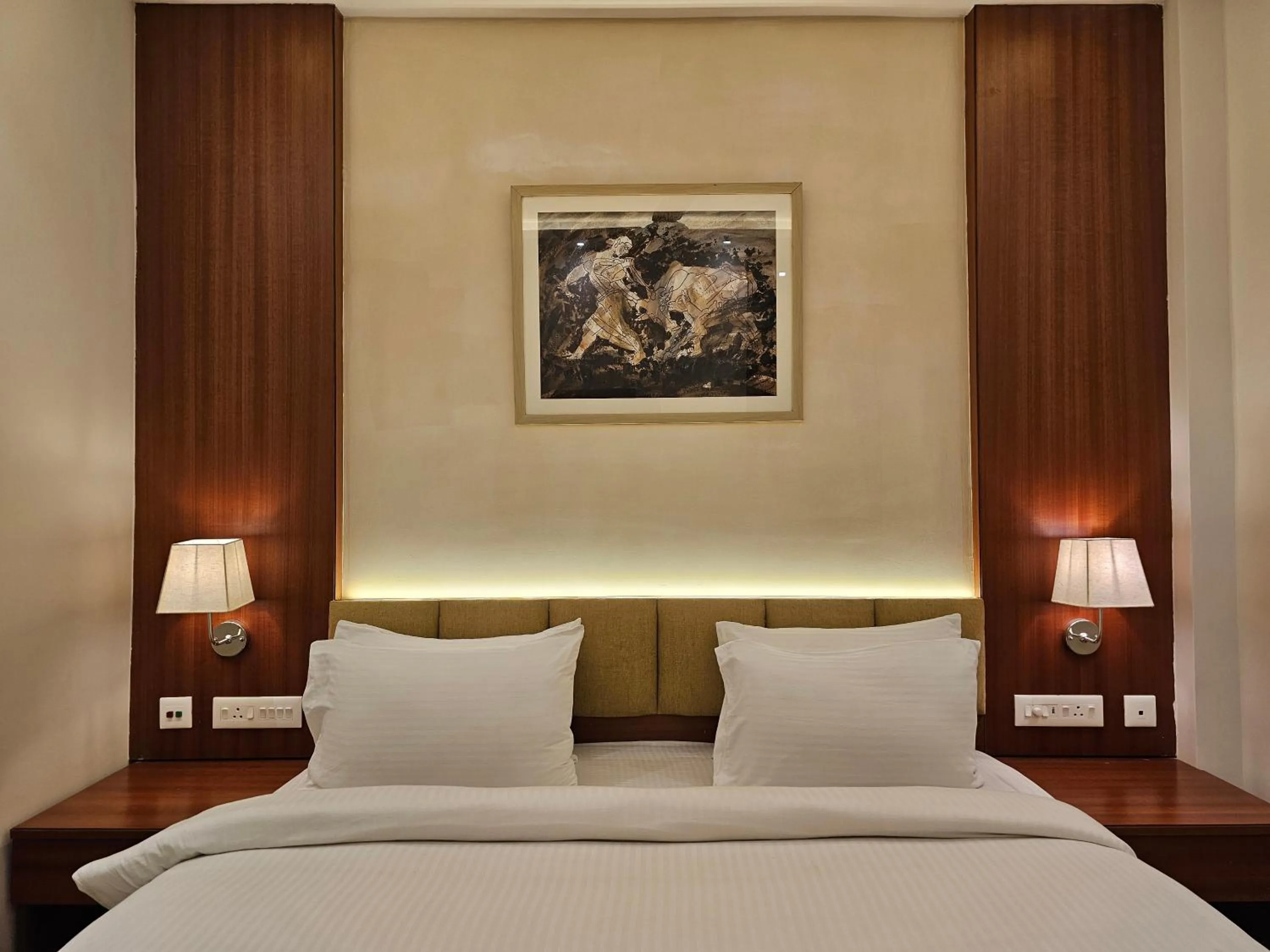 The creek boutique resort & spa