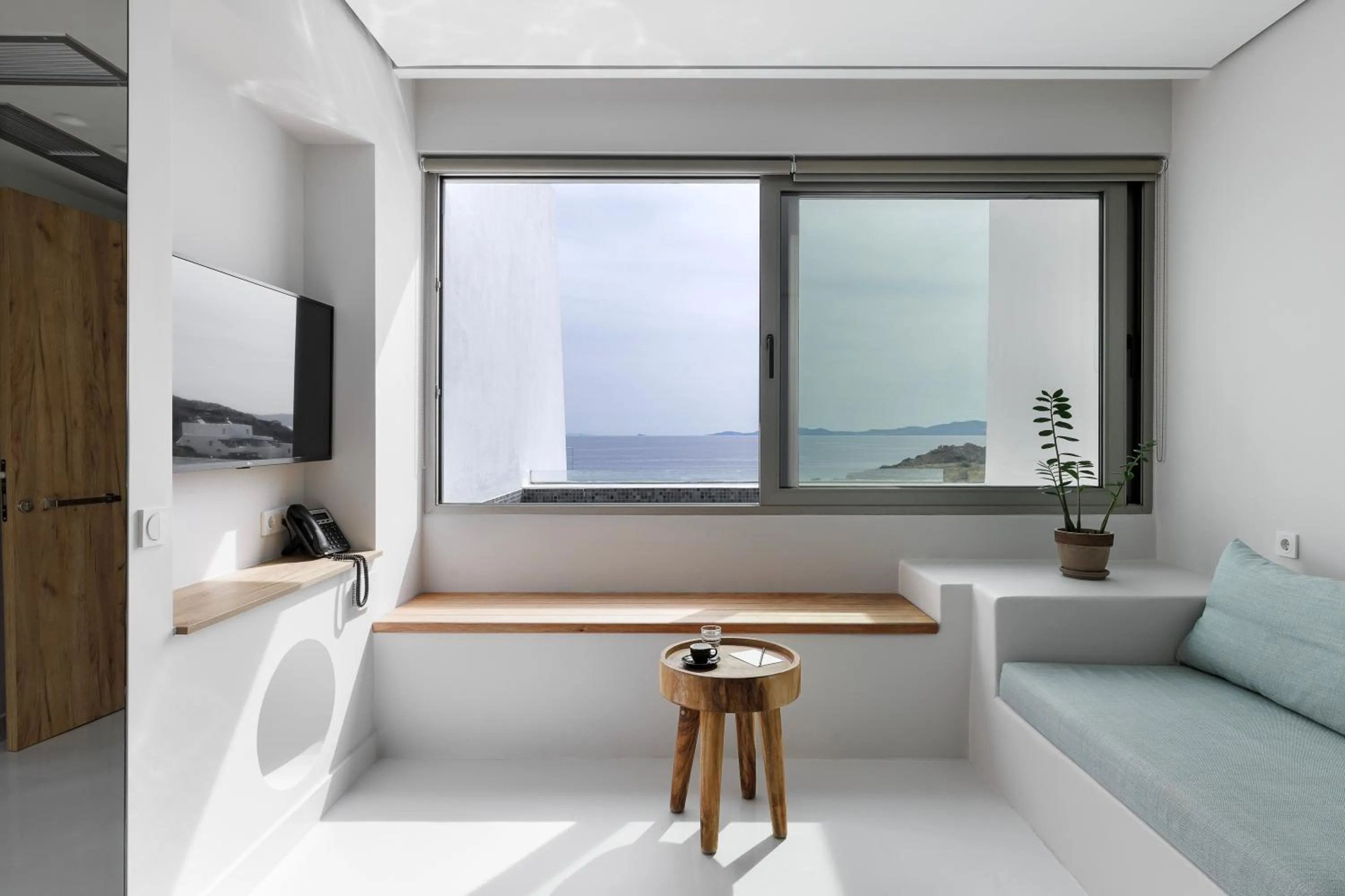 Swimming pool in Infinity View Hotel Tinos