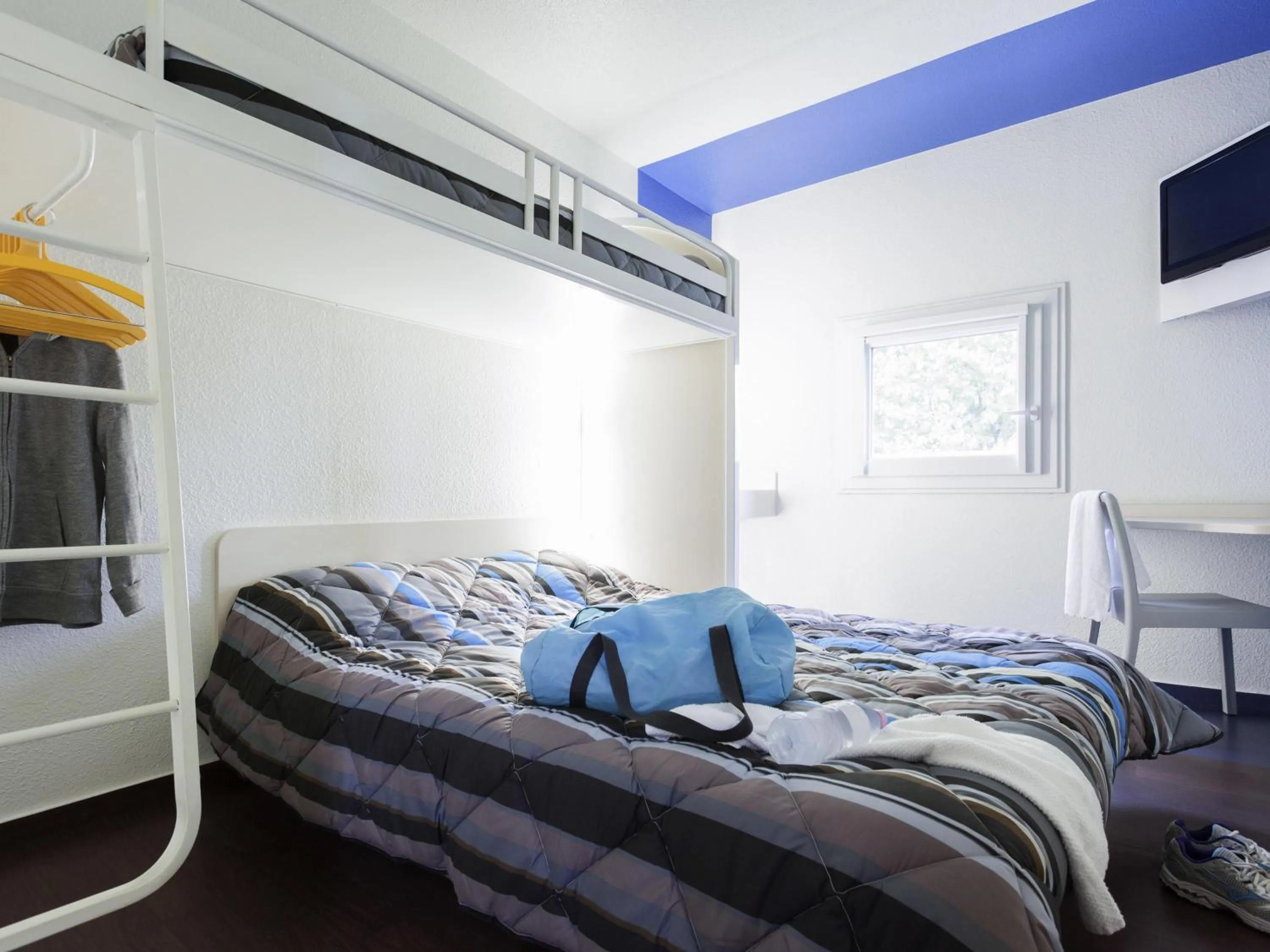 Bedroom, Bed in hotelF1 Merlebach Saarbrueck