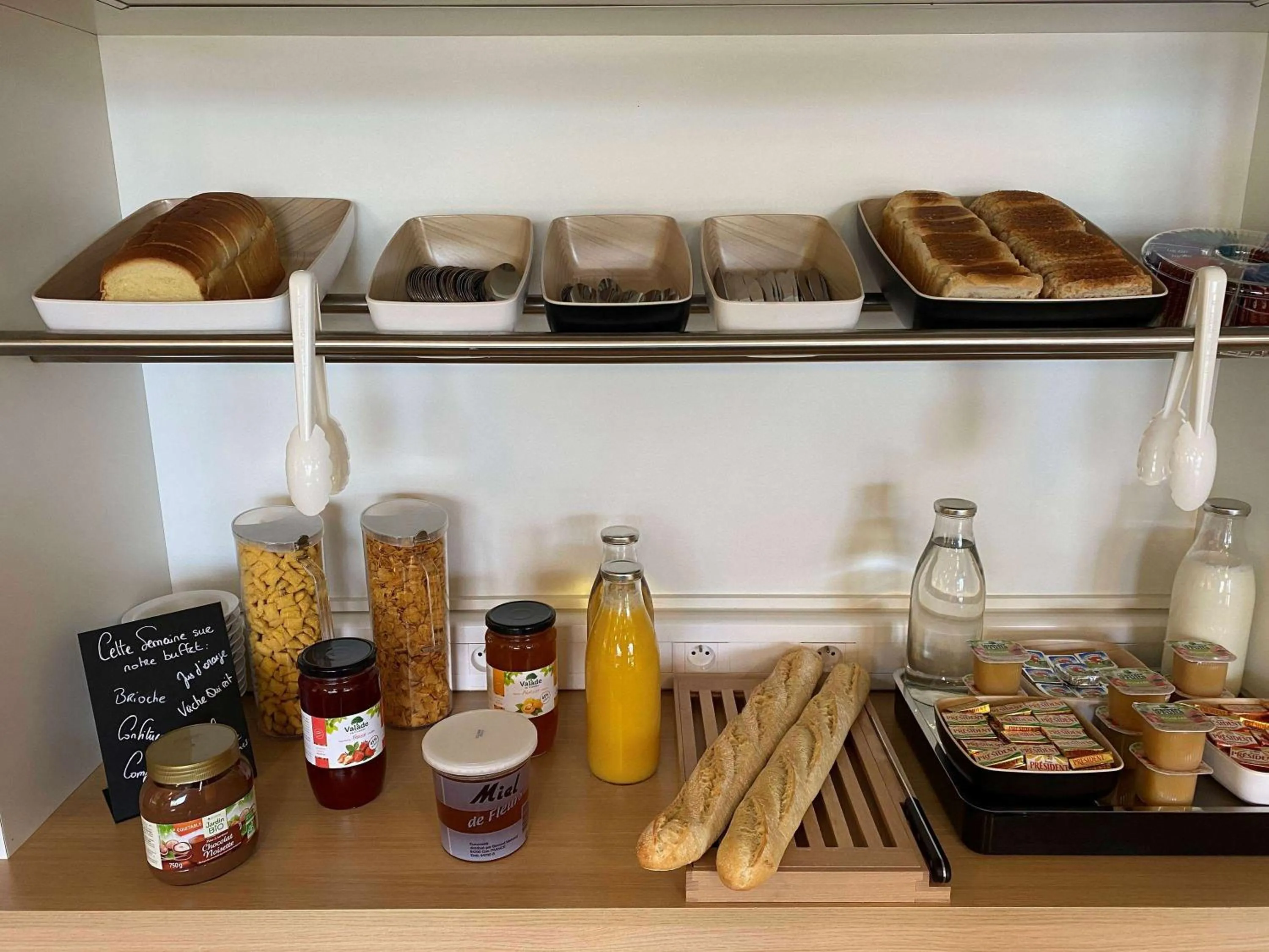 Restaurant/places to eat in Hôtel F1 Verdun