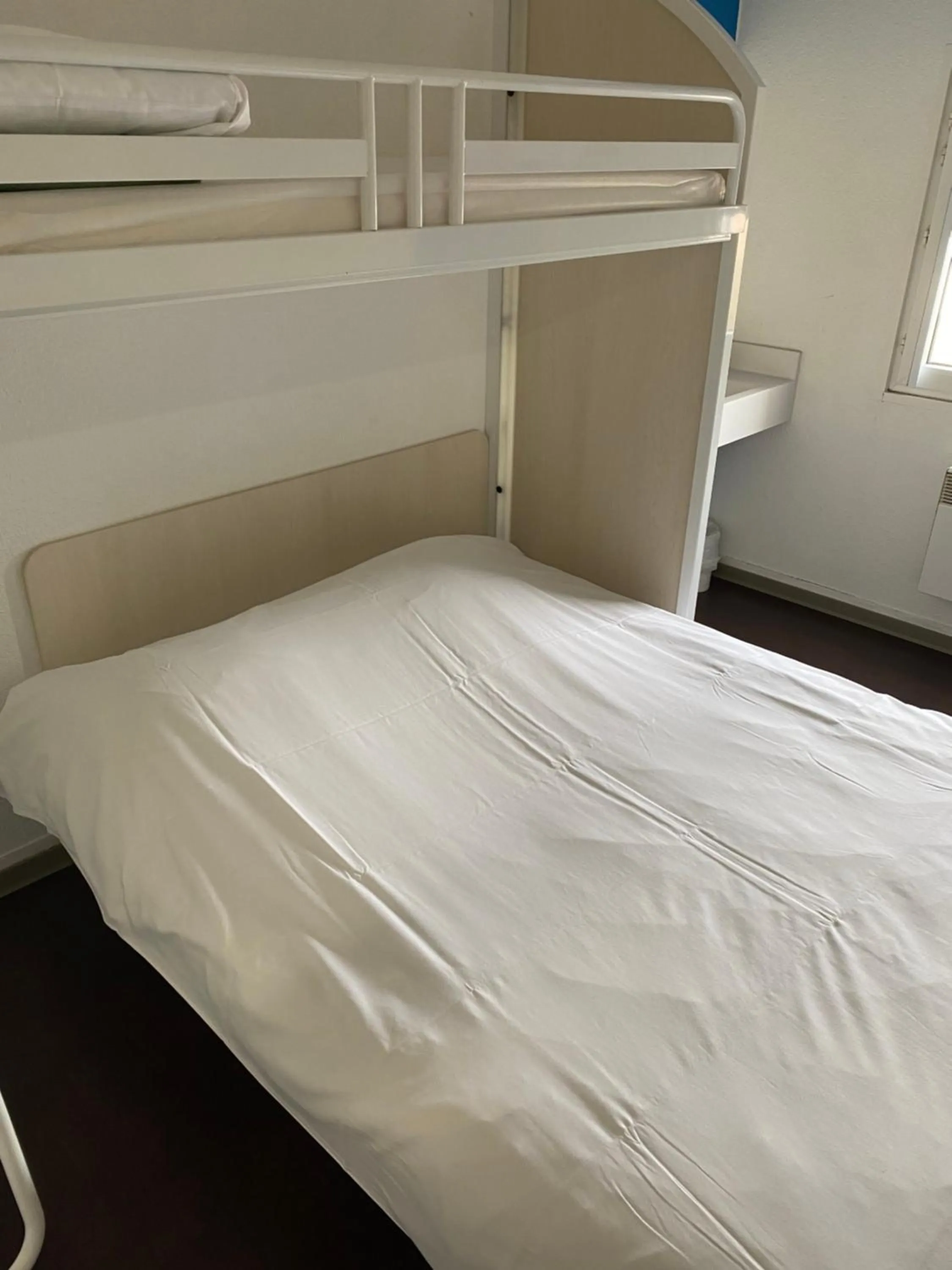 bunk bed in Hôtel F1 Verdun
