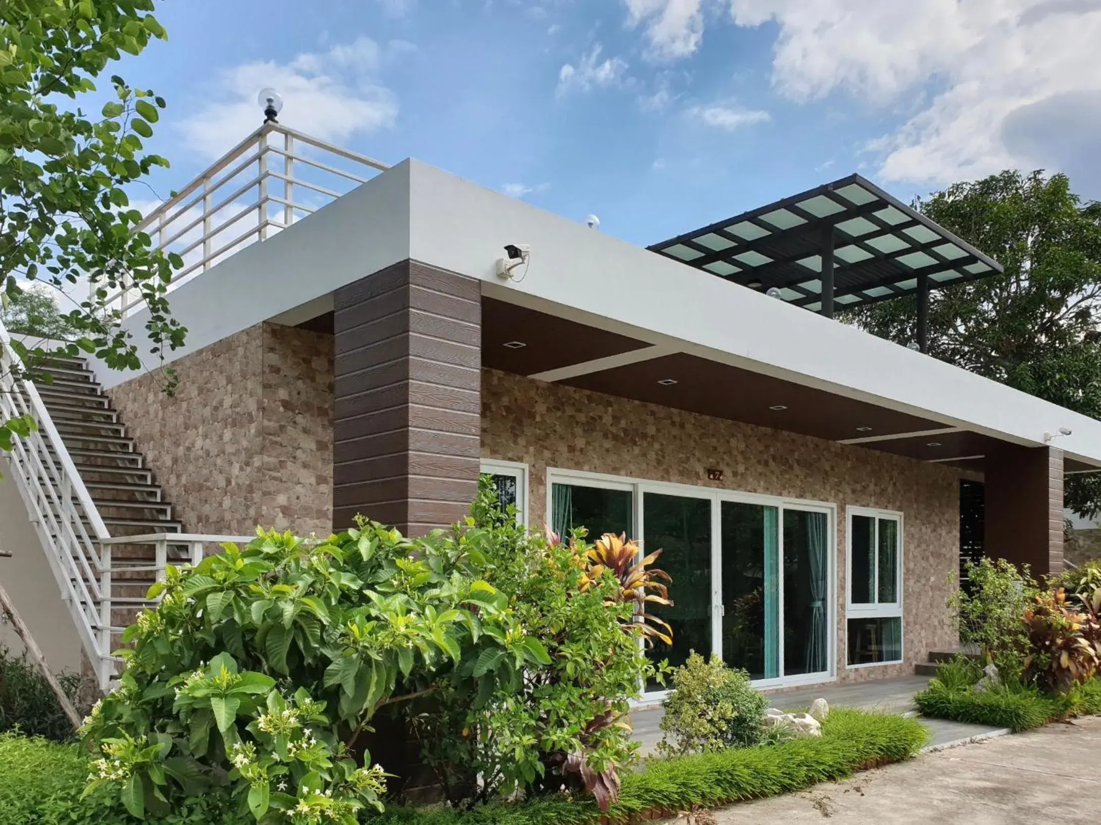 Three-Bedroom House in Ravin Home ราวินโฮม Three-Bedroom House in Ravin Home ราวินโฮม