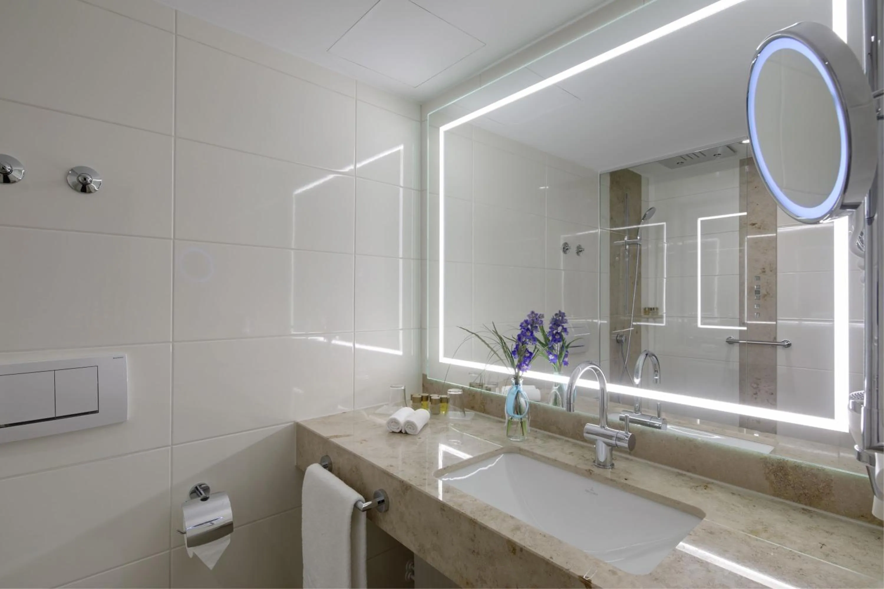 Bathroom in Maritim Titisee Hotel