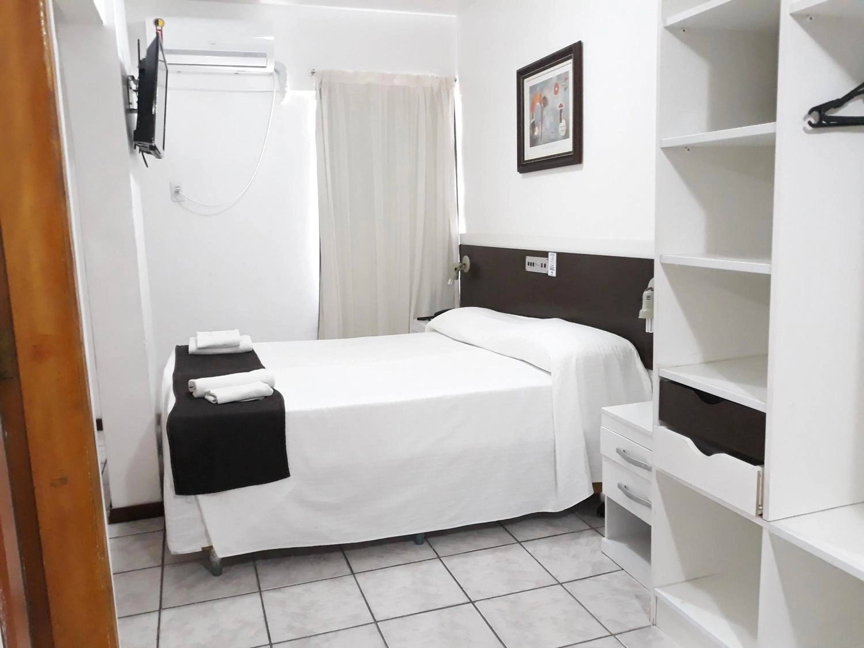 Bed in Hotel Praiamar