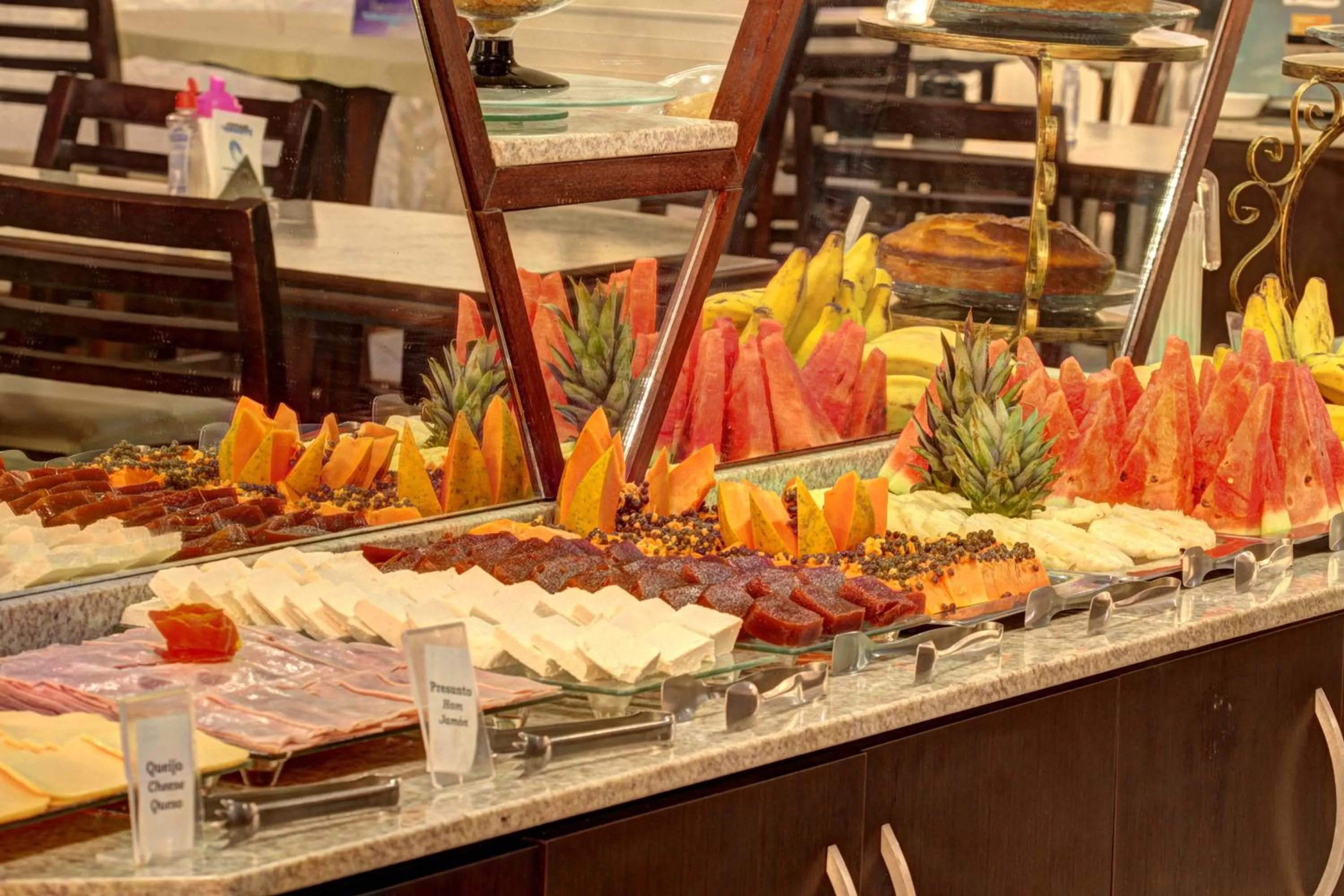 Breakfast in Hotel Praiamar