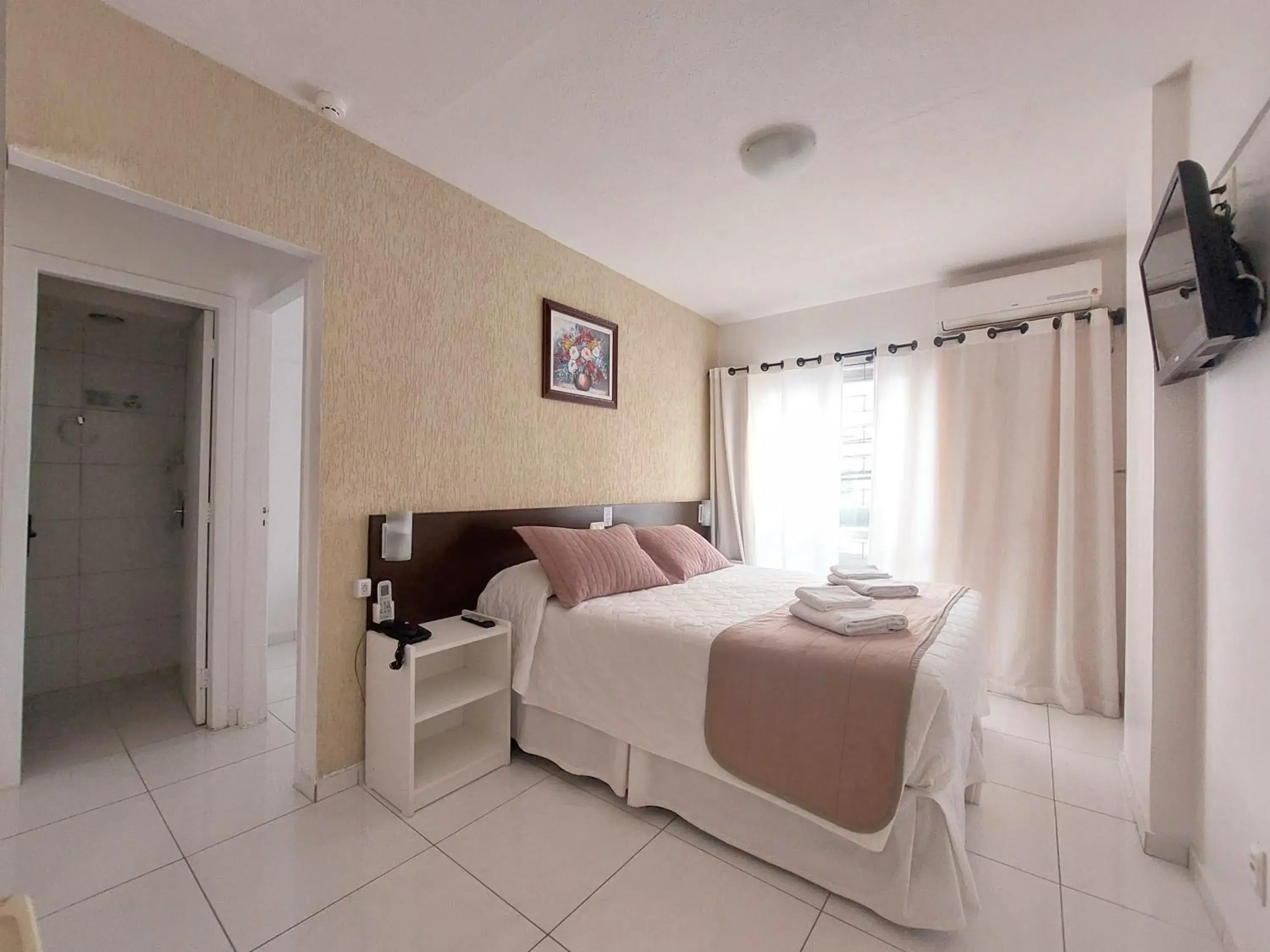 Bed in Hotel Praiamar Bed in Hotel Praiamar