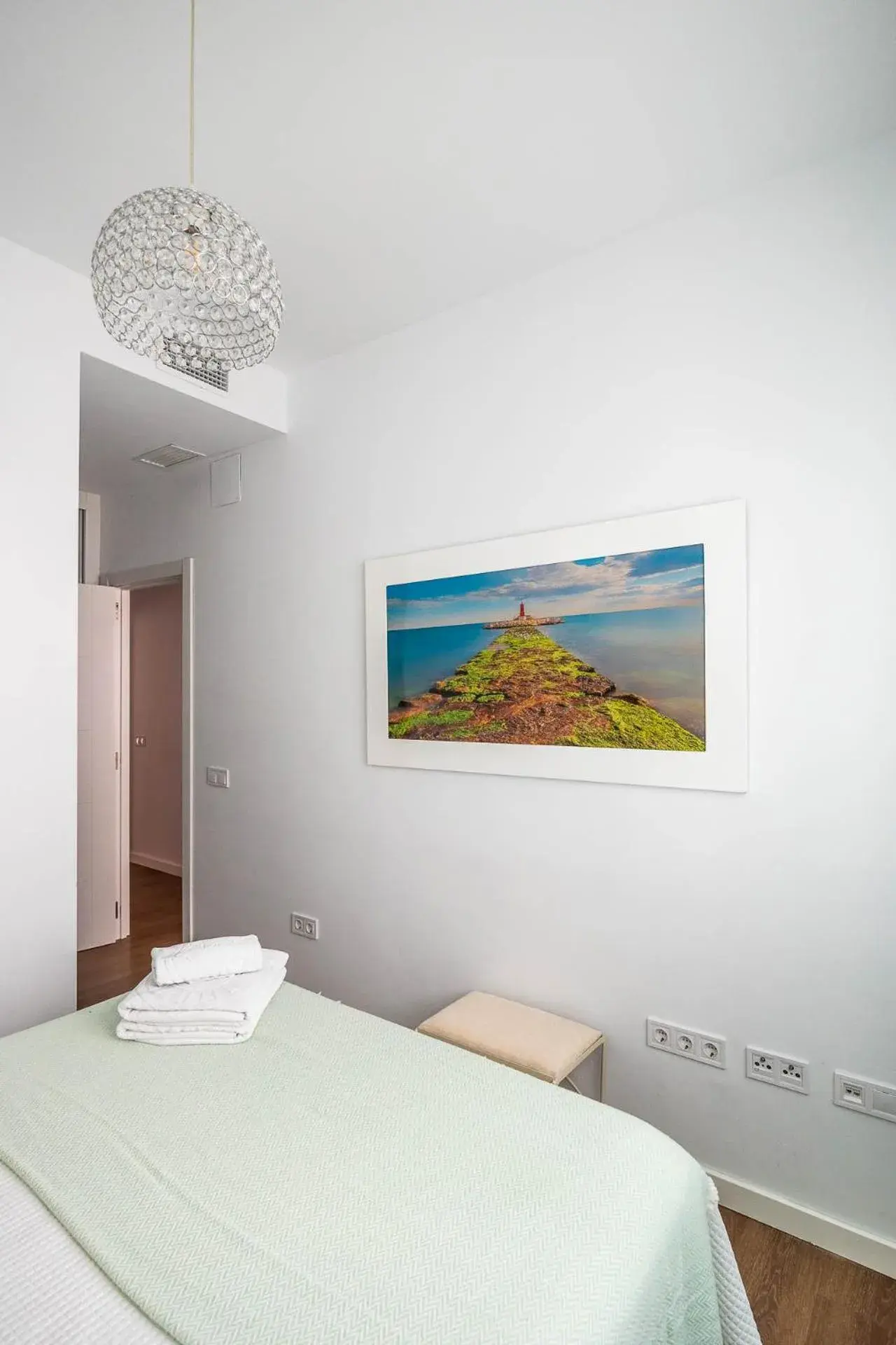 Bedroom, Bed in Apartamentos Poemas & Rimas de Bécquer Bedroom, Bed in Apartamentos Poemas & Rimas de Bécquer