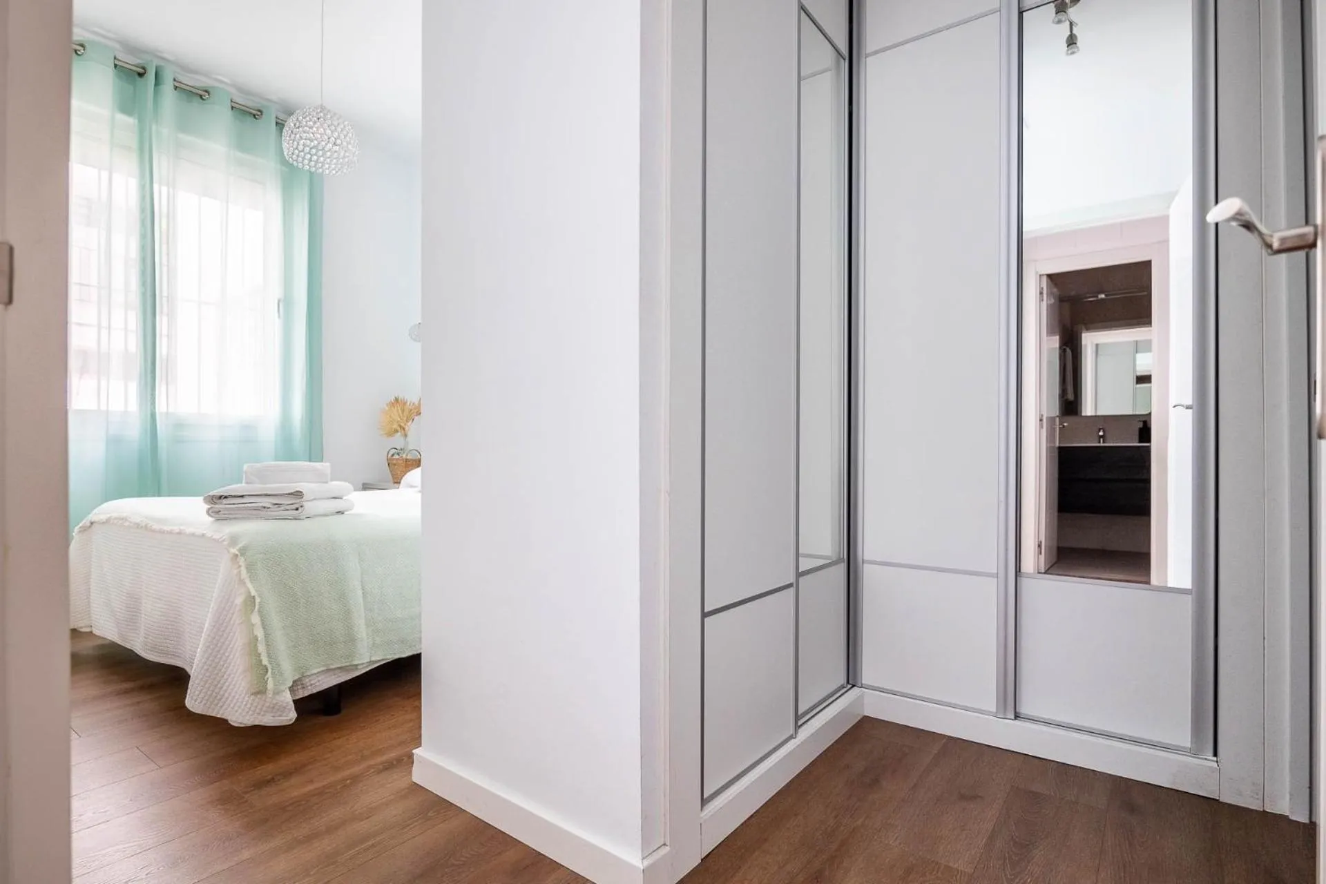 Bed in Apartamentos Poemas & Rimas de Bécquer