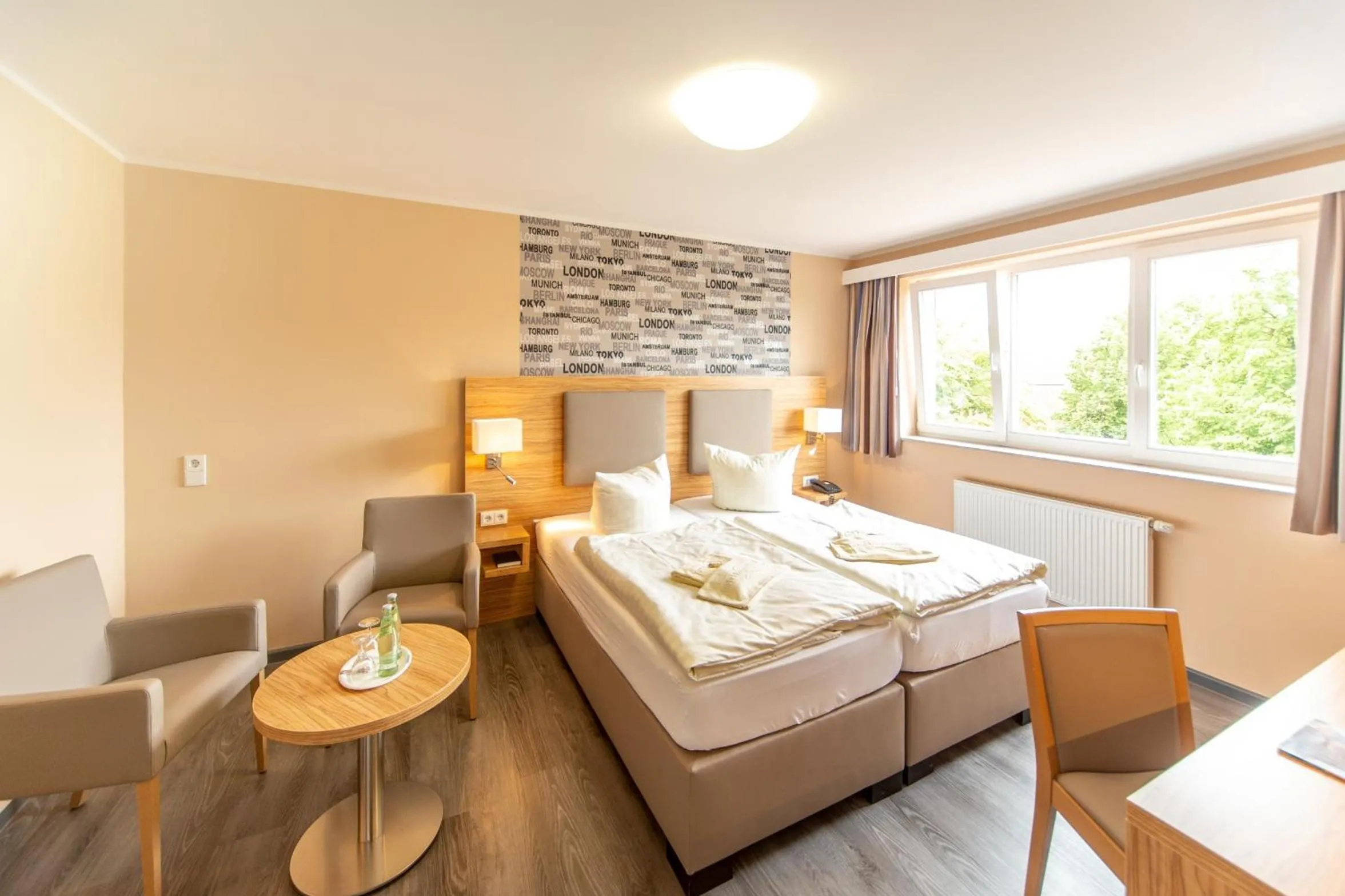 Photo of the whole room, Bed in Hotel Rügenblick