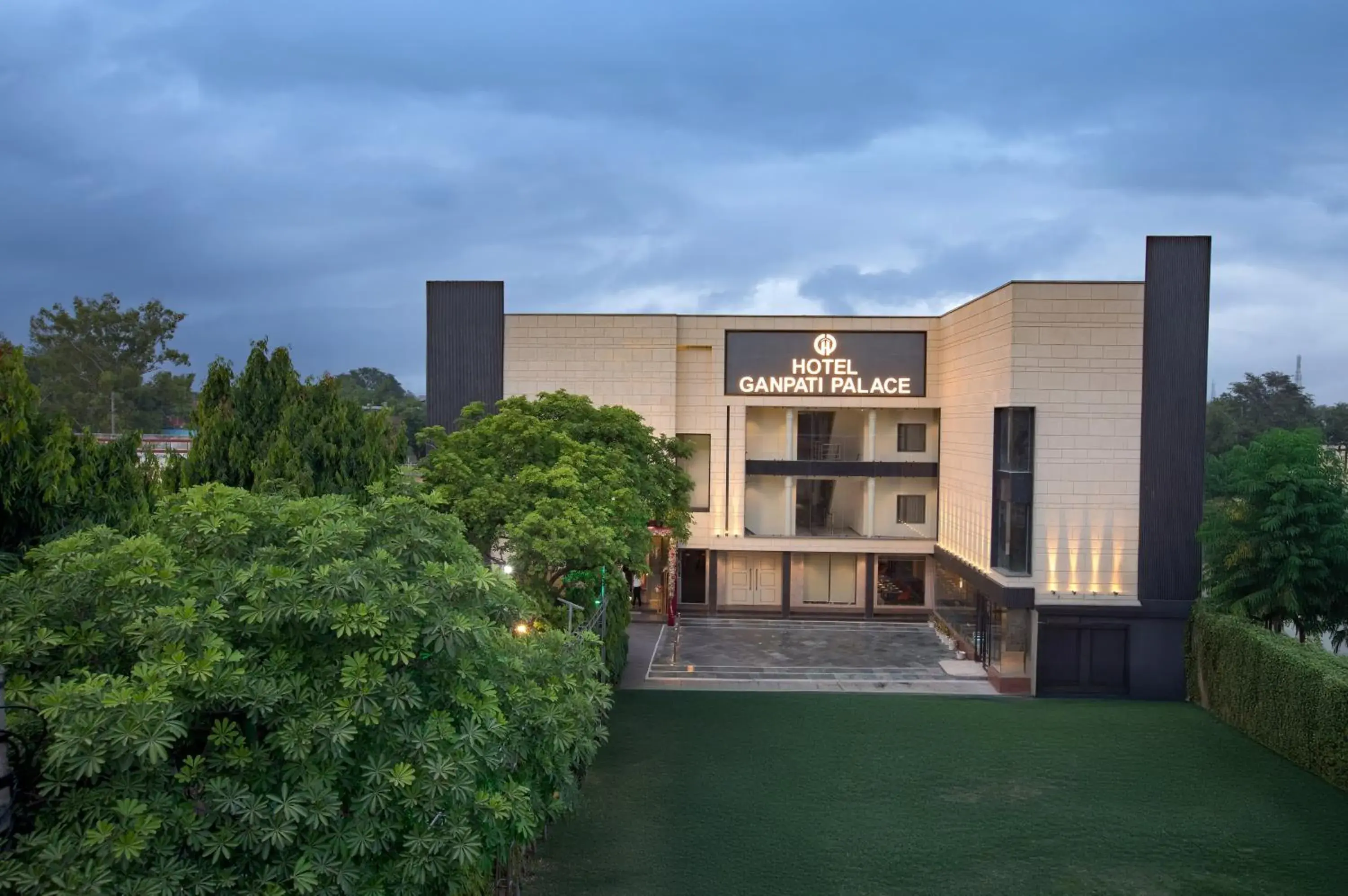 Property building in Hotel Ganpati Palace Property building in Hotel Ganpati Palace