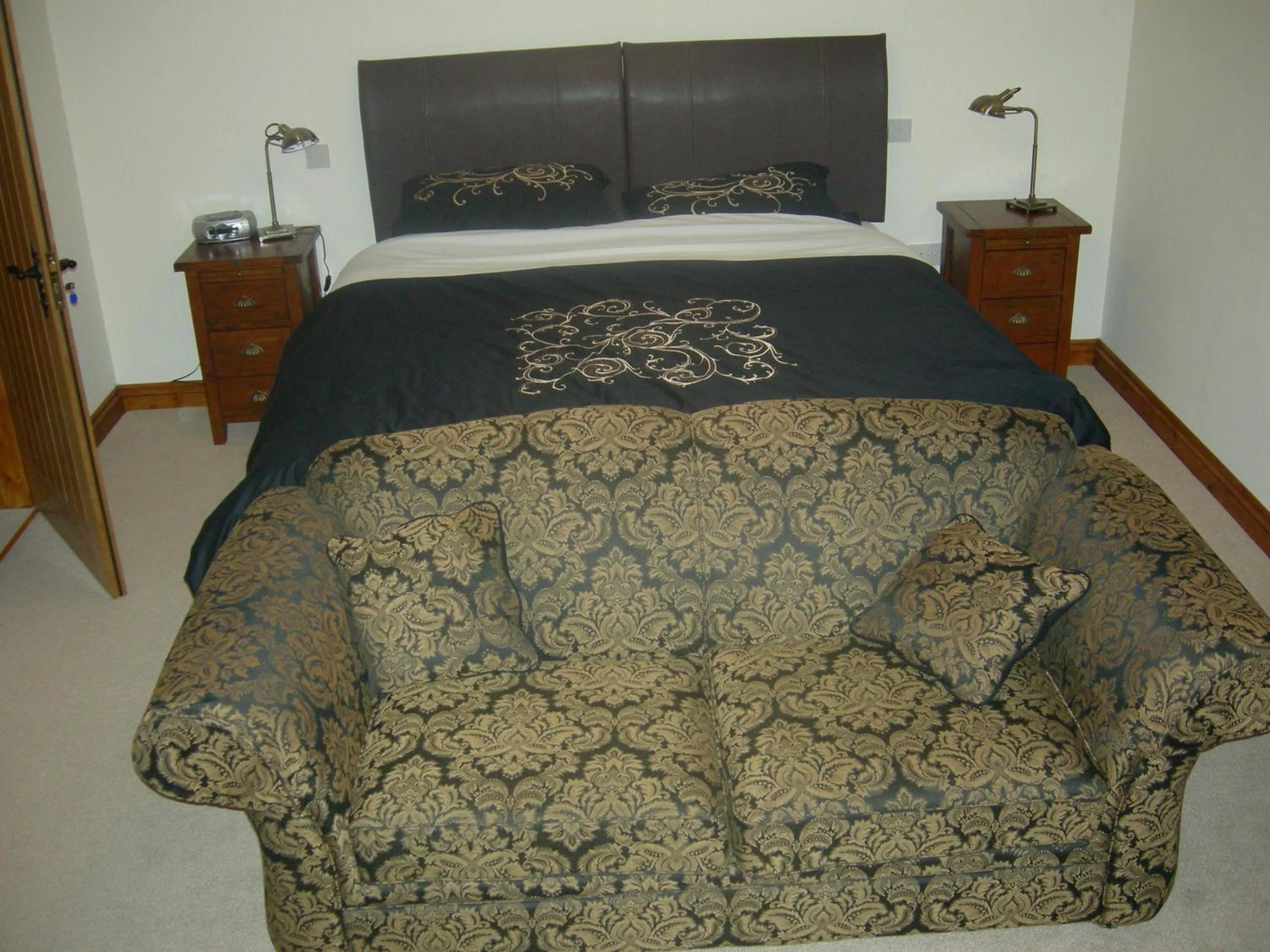 Alltyfyrddin Farm Guest House at The Merlin's Hill Centre