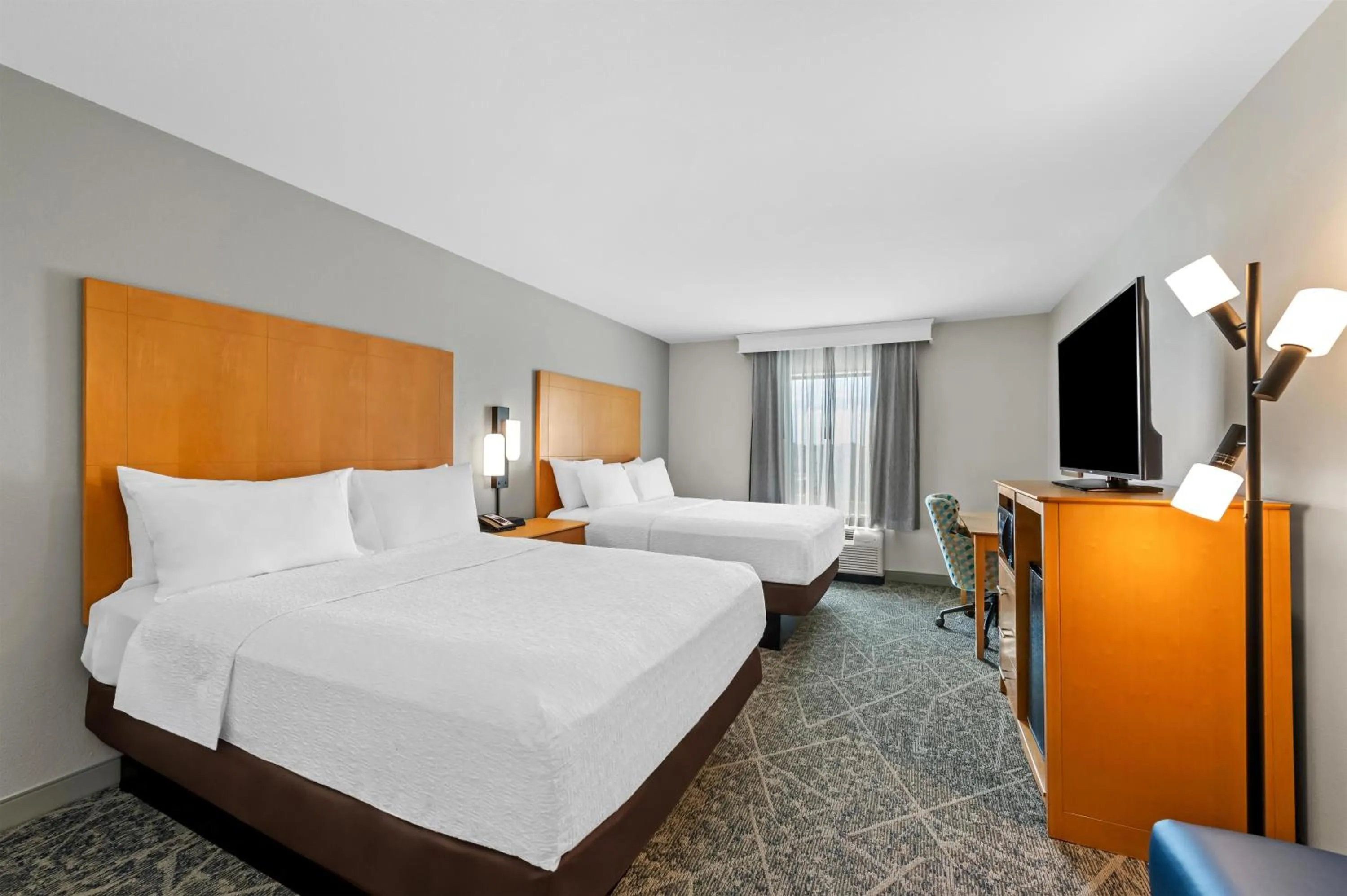 Bed in Hampton Inn Texarkana