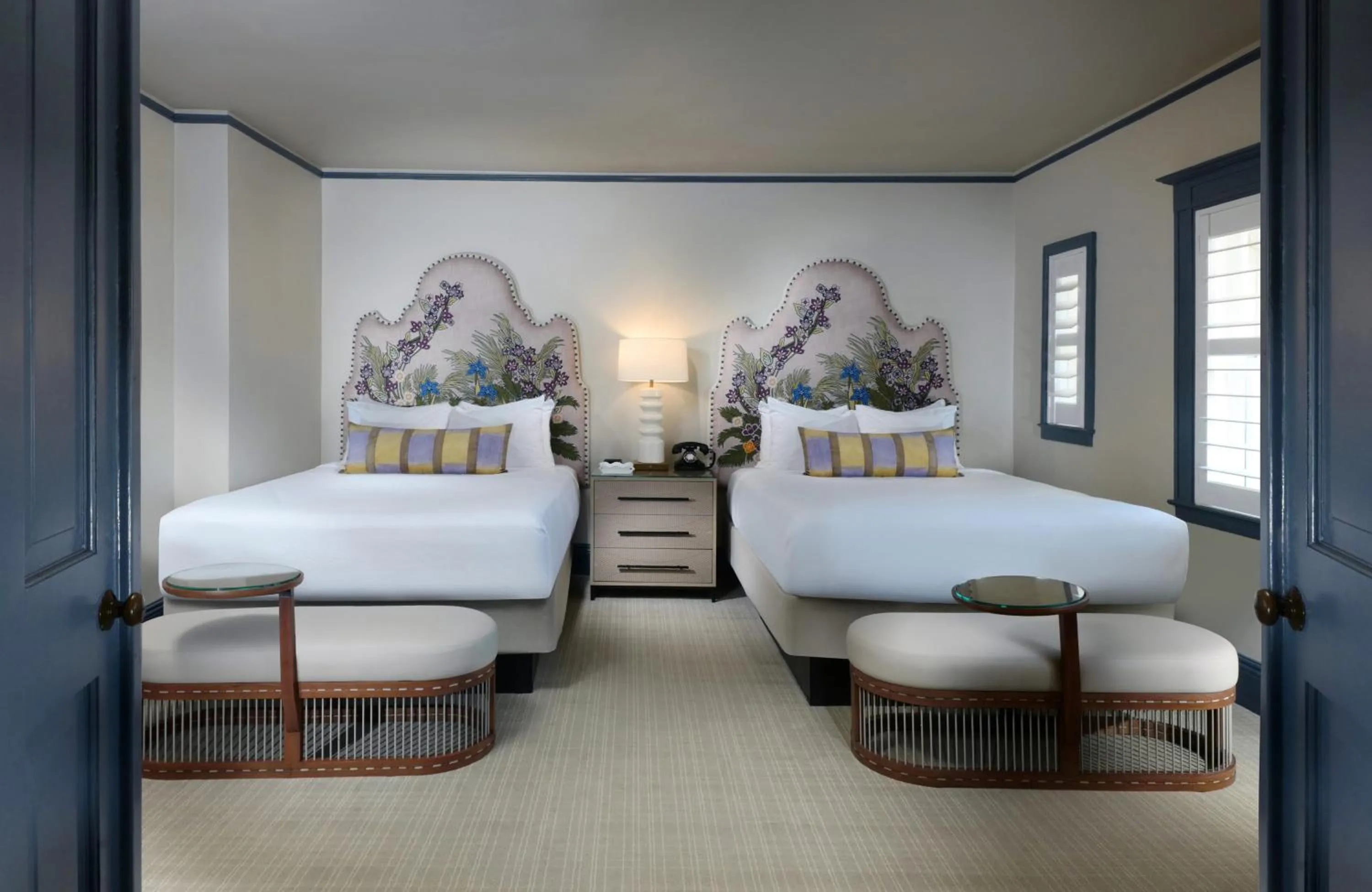 Photo of the whole room, Bed in Jekyll Island Club Resort