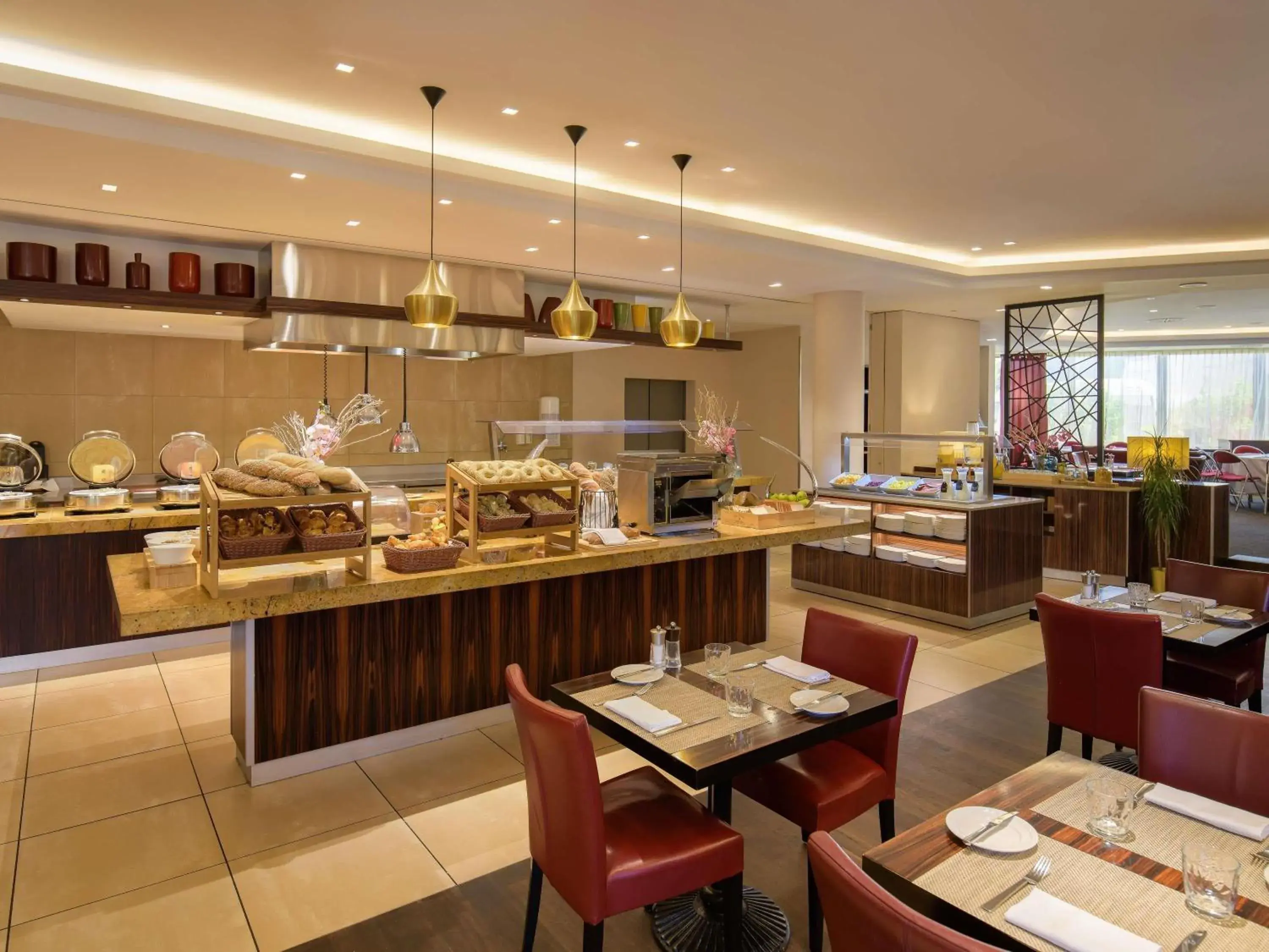 Breakfast in Mövenpick Hotel Geneva Breakfast in Mövenpick Hotel Geneva