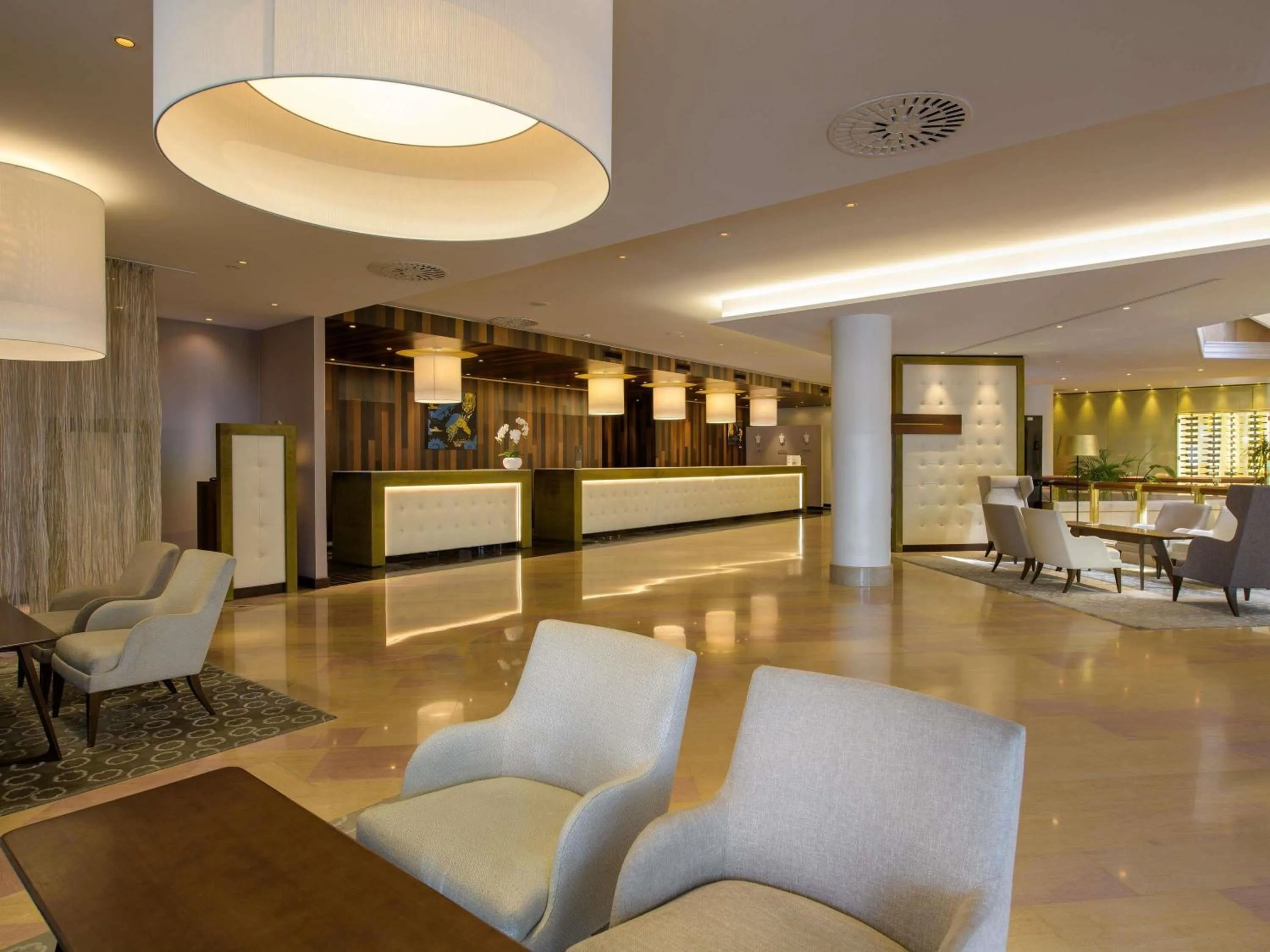 Property building in Mövenpick Hotel Geneva