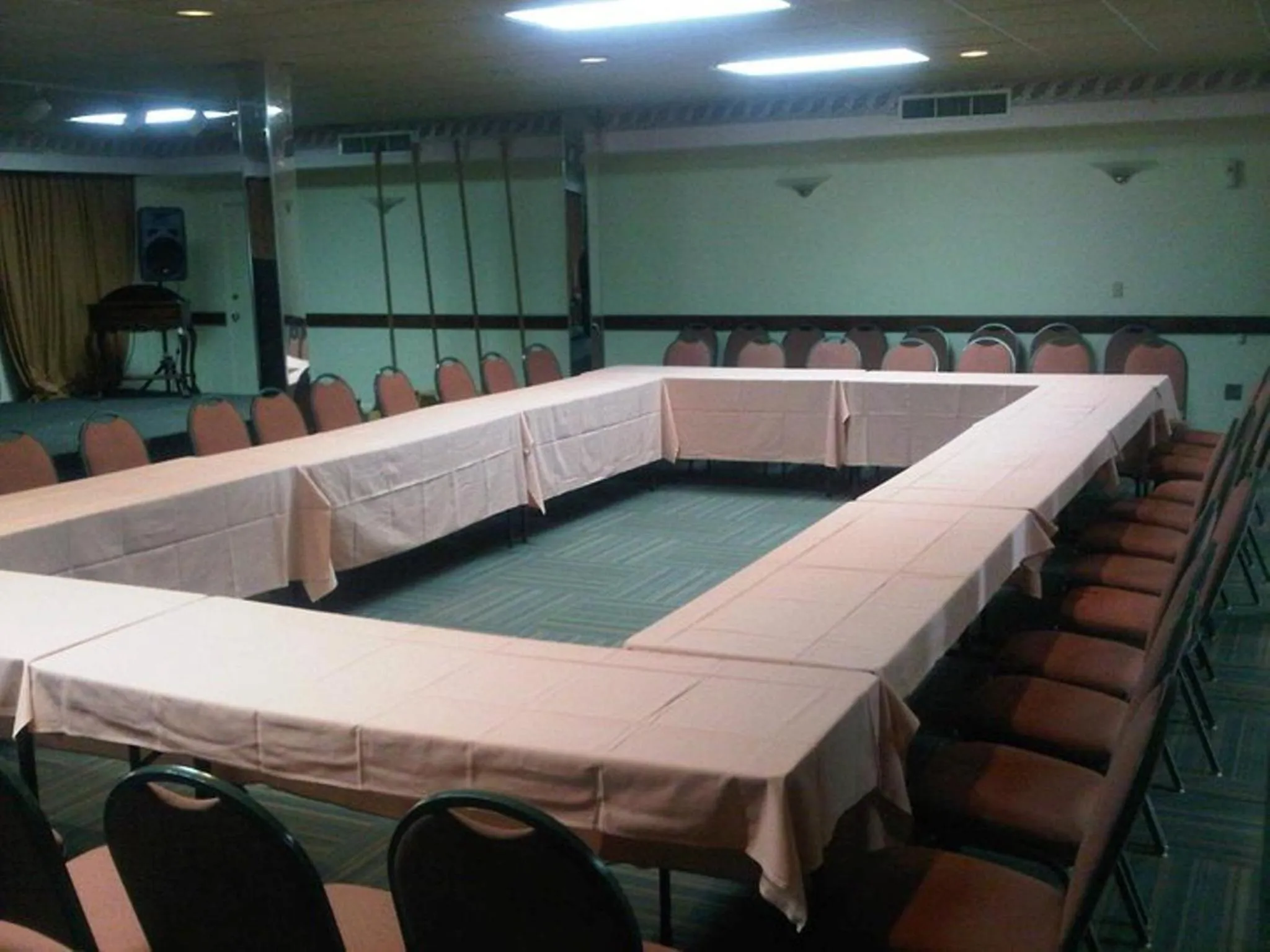 Business facilities in Carl's Unique Inn & Conference Facilities