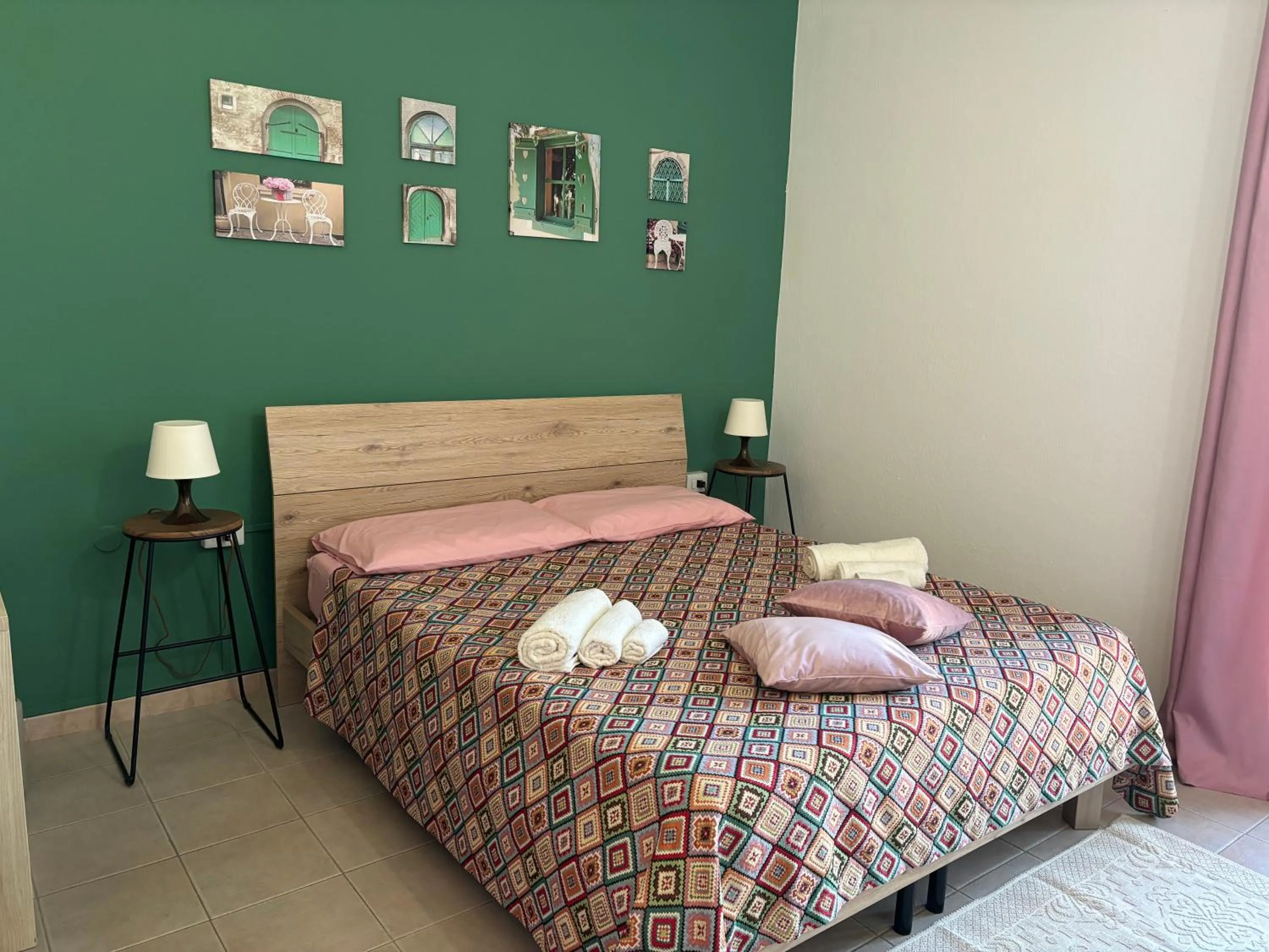 Bed in Assajè Guestroom