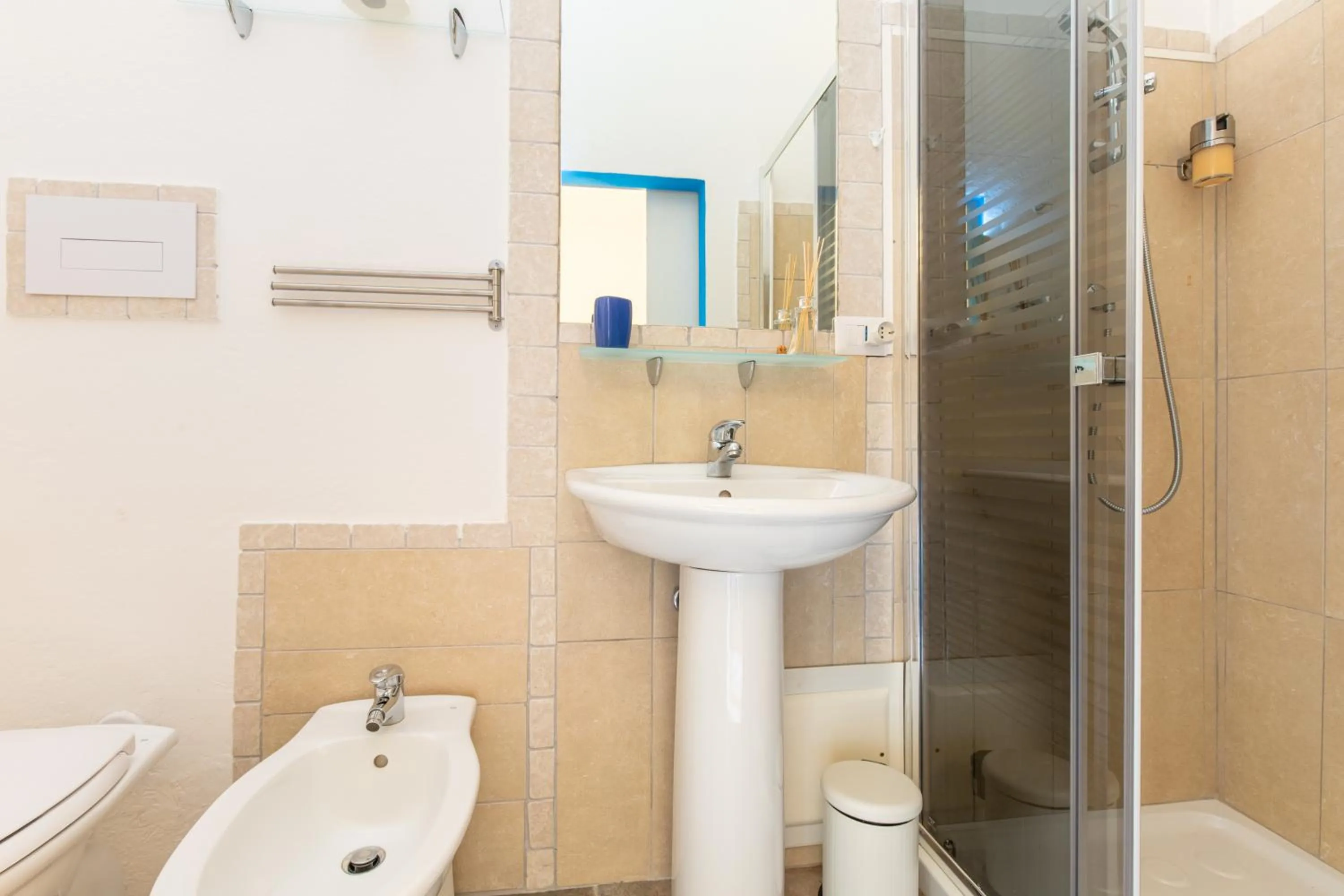 Bathroom in Assajè Guestroom
