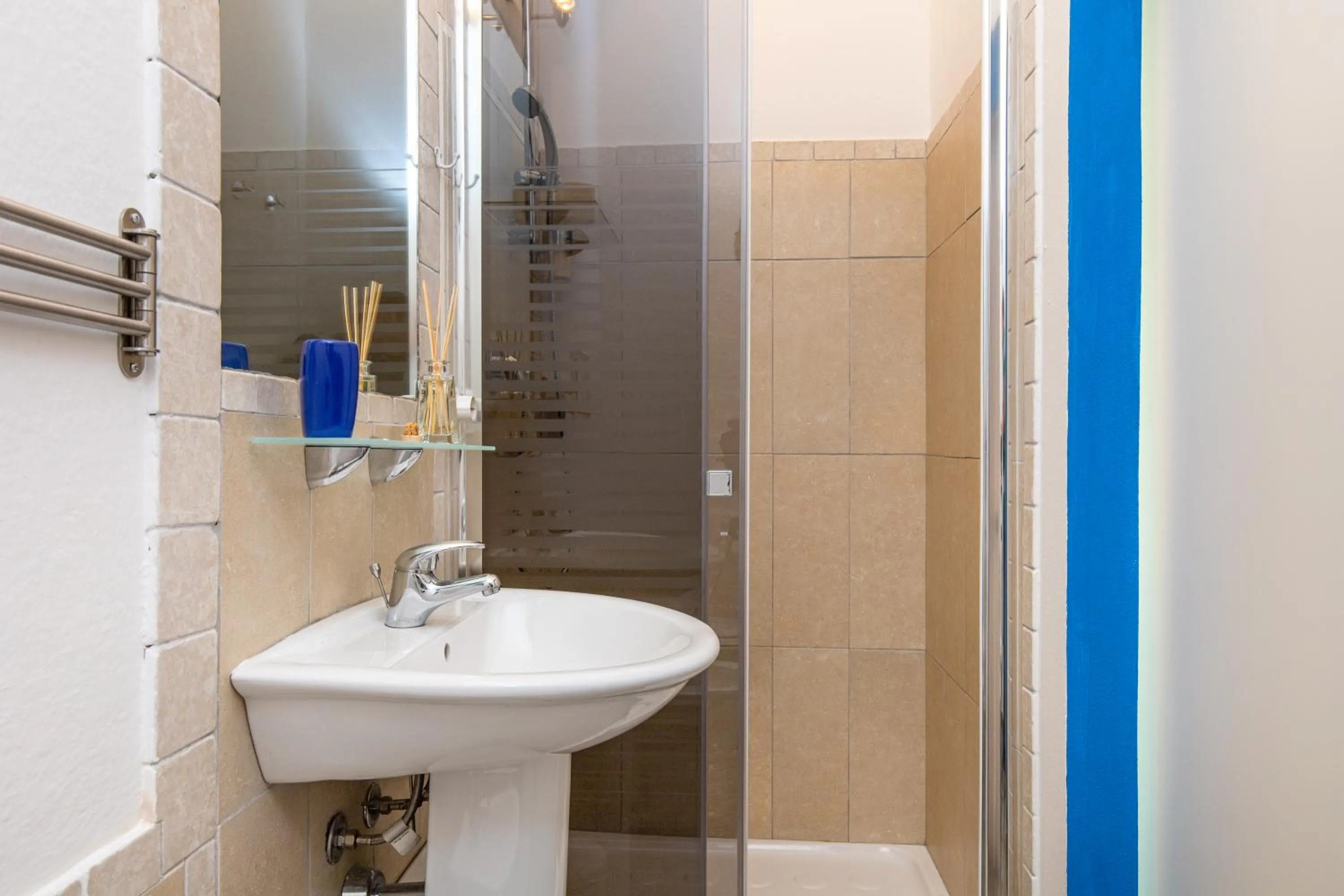 Bathroom in Assajè Guestroom