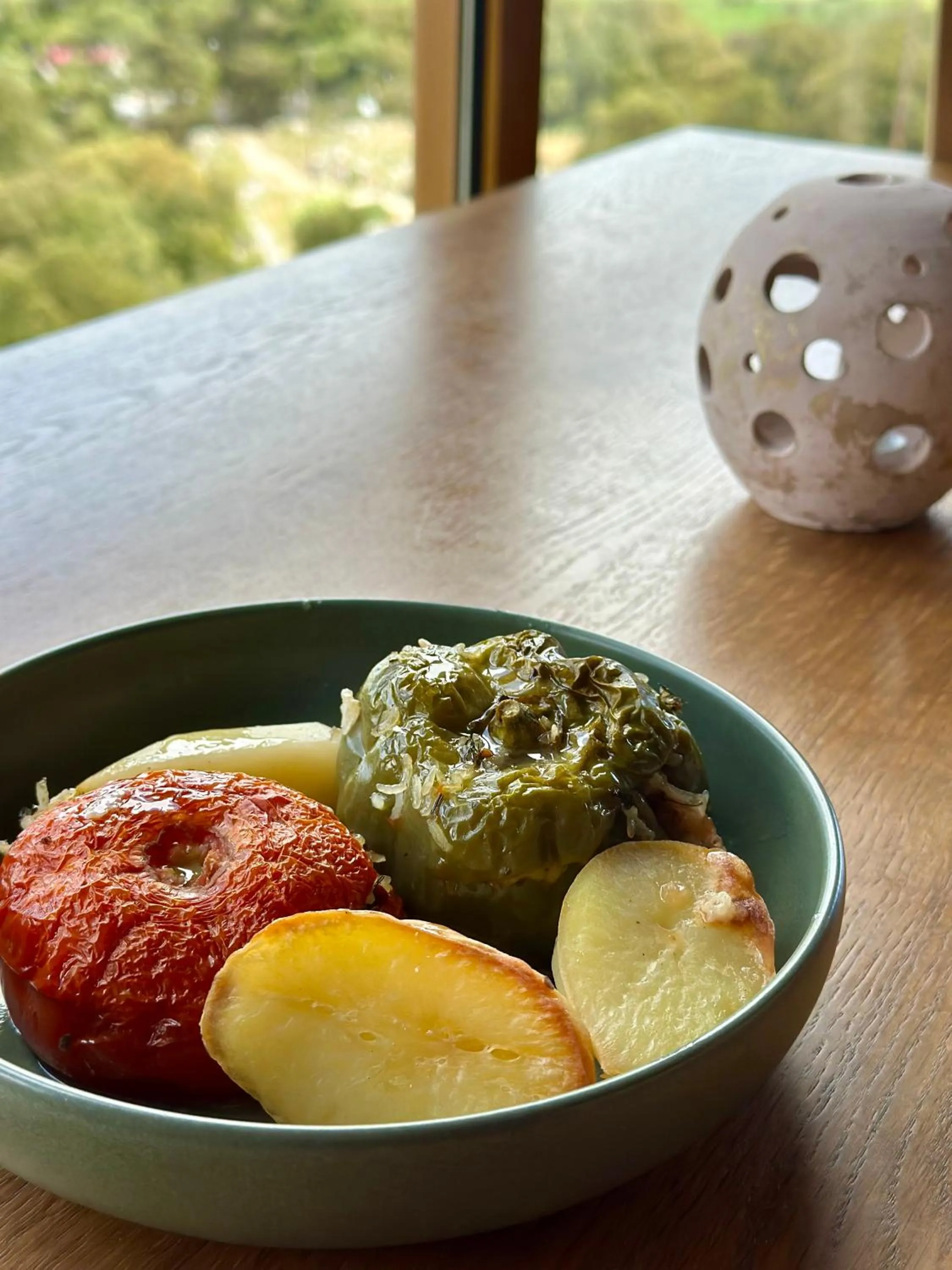 Restaurant/places to eat in Dictamus Homes