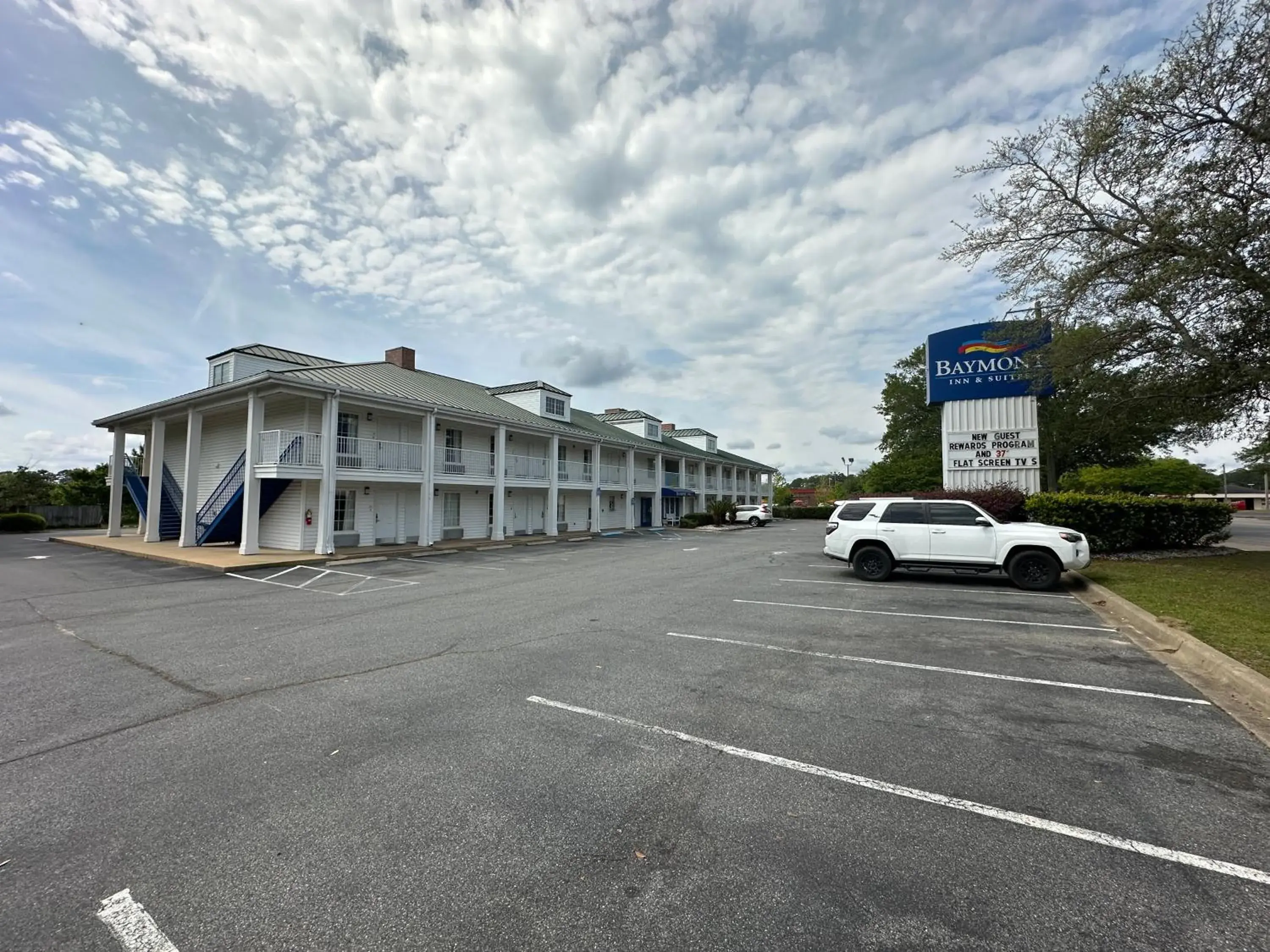 Property building in Baymont by Wyndham Thomasville Property building in Baymont by Wyndham Thomasville